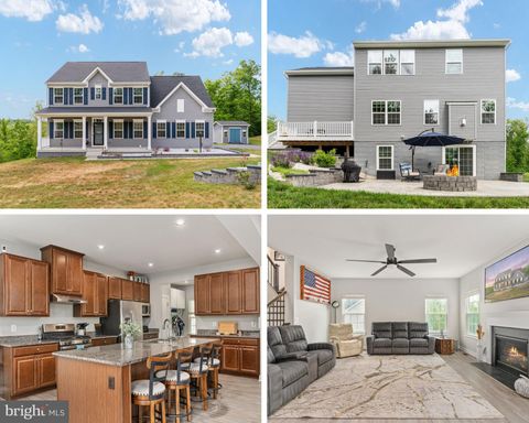 Photo of 22 Granville Drive, FREDERICKSBURG, VA 22405 (MLS # VAST2048660)