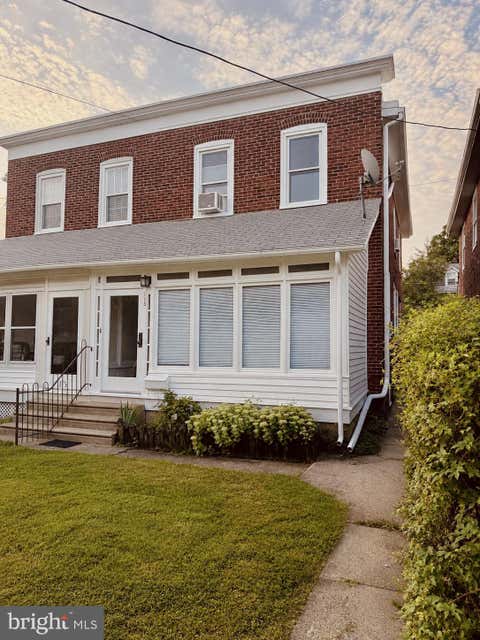 Townhouse For Sale - 115 Summit Terrace<br/> BRYN MAWR, PA 19010