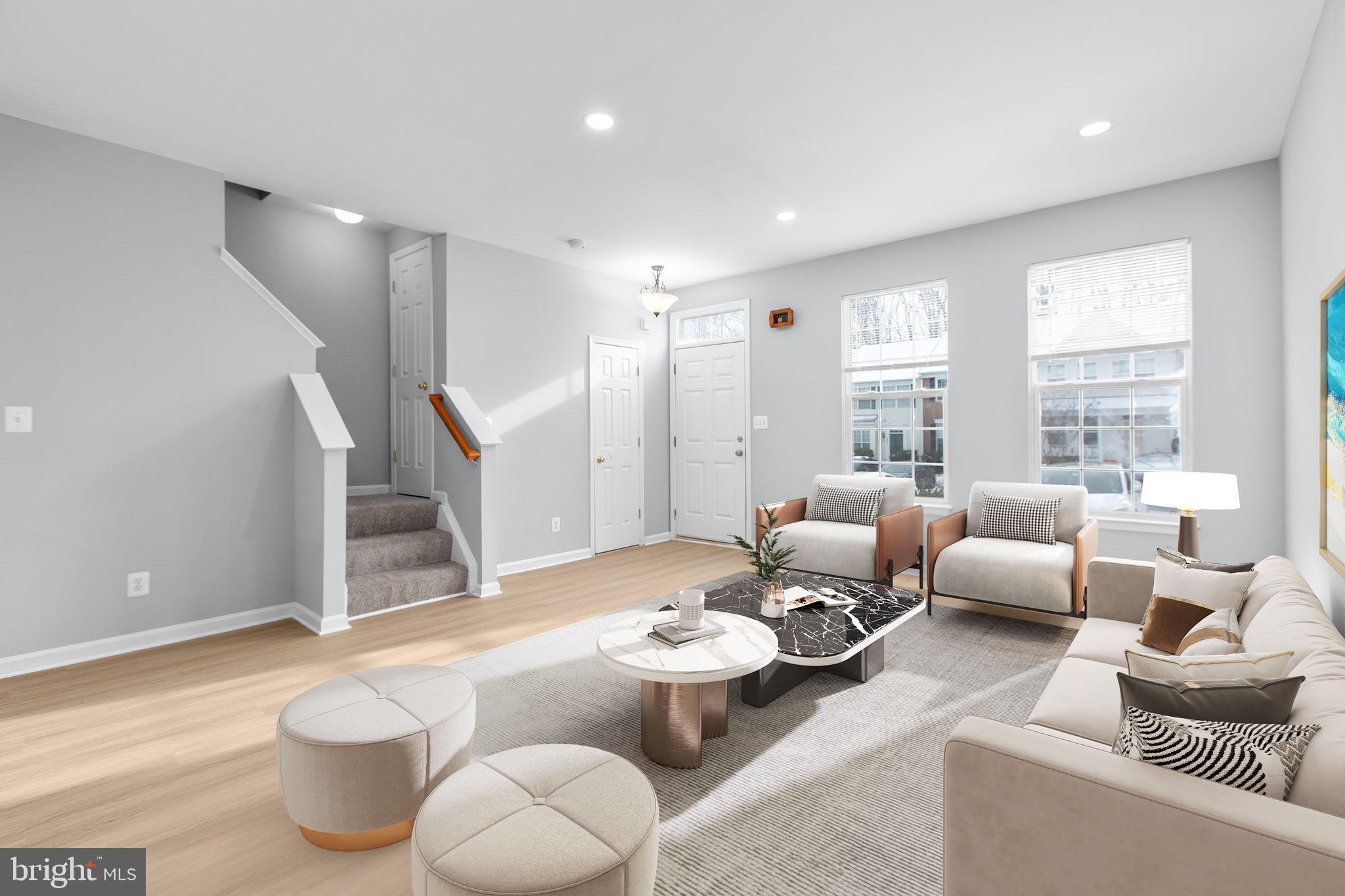 LAFAYETTE VILLAGE - Residential