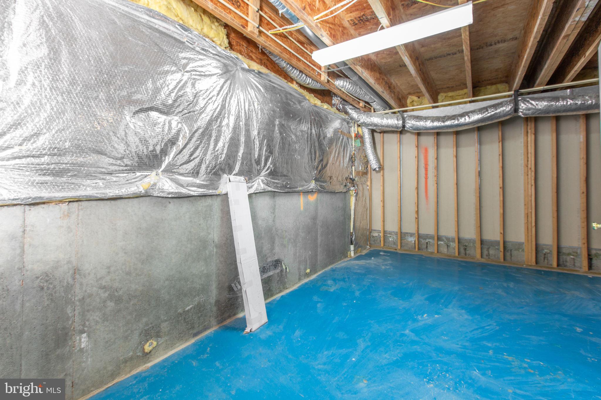 LAFAYETTE VILLAGE - Residential