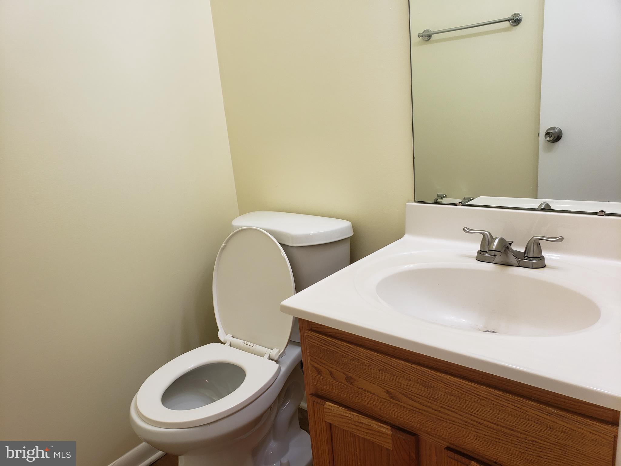 ODEND HAL - Residential Lease