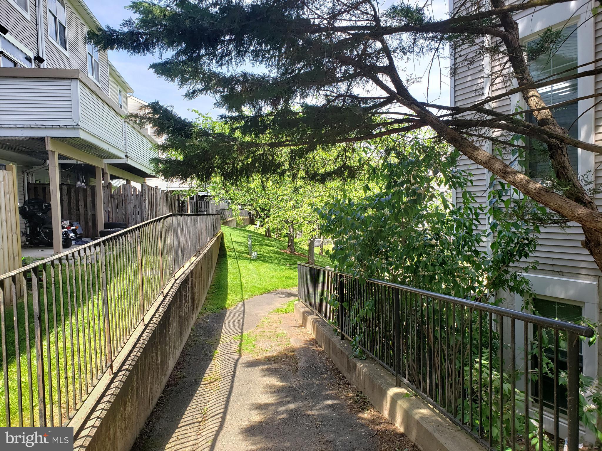 ODEND HAL - Residential Lease