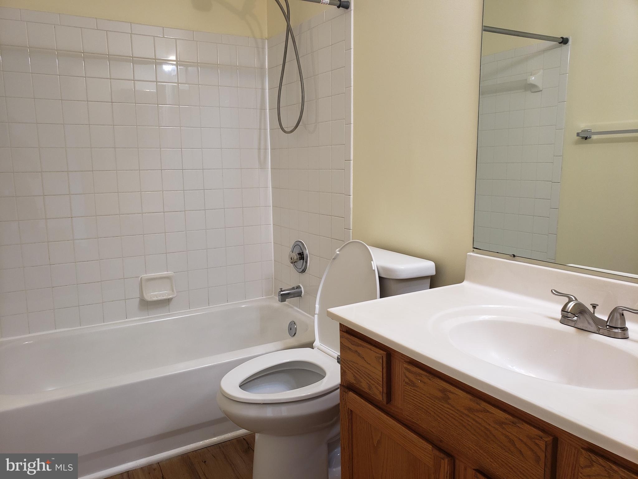 ODEND HAL - Residential Lease