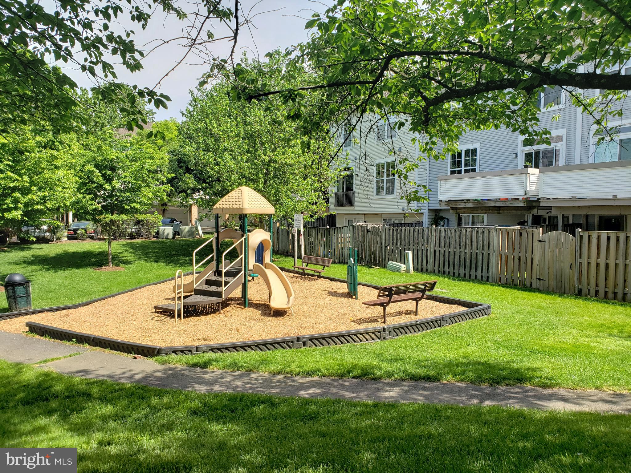 ODEND HAL - Residential Lease