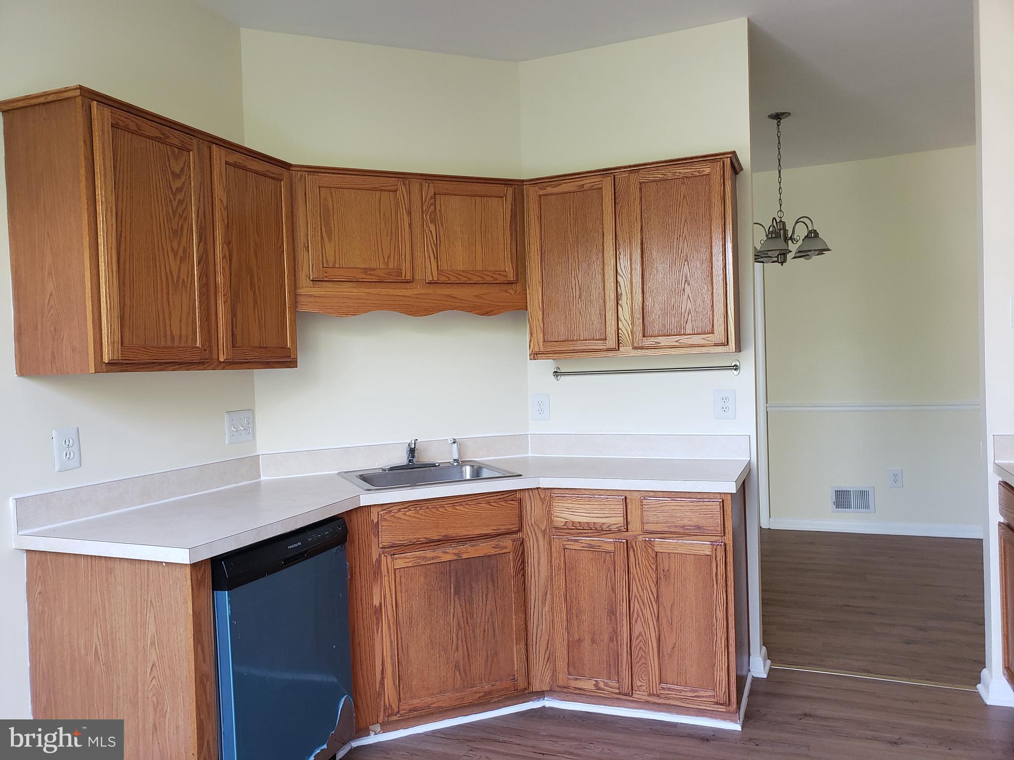 ODEND HAL - Residential Lease