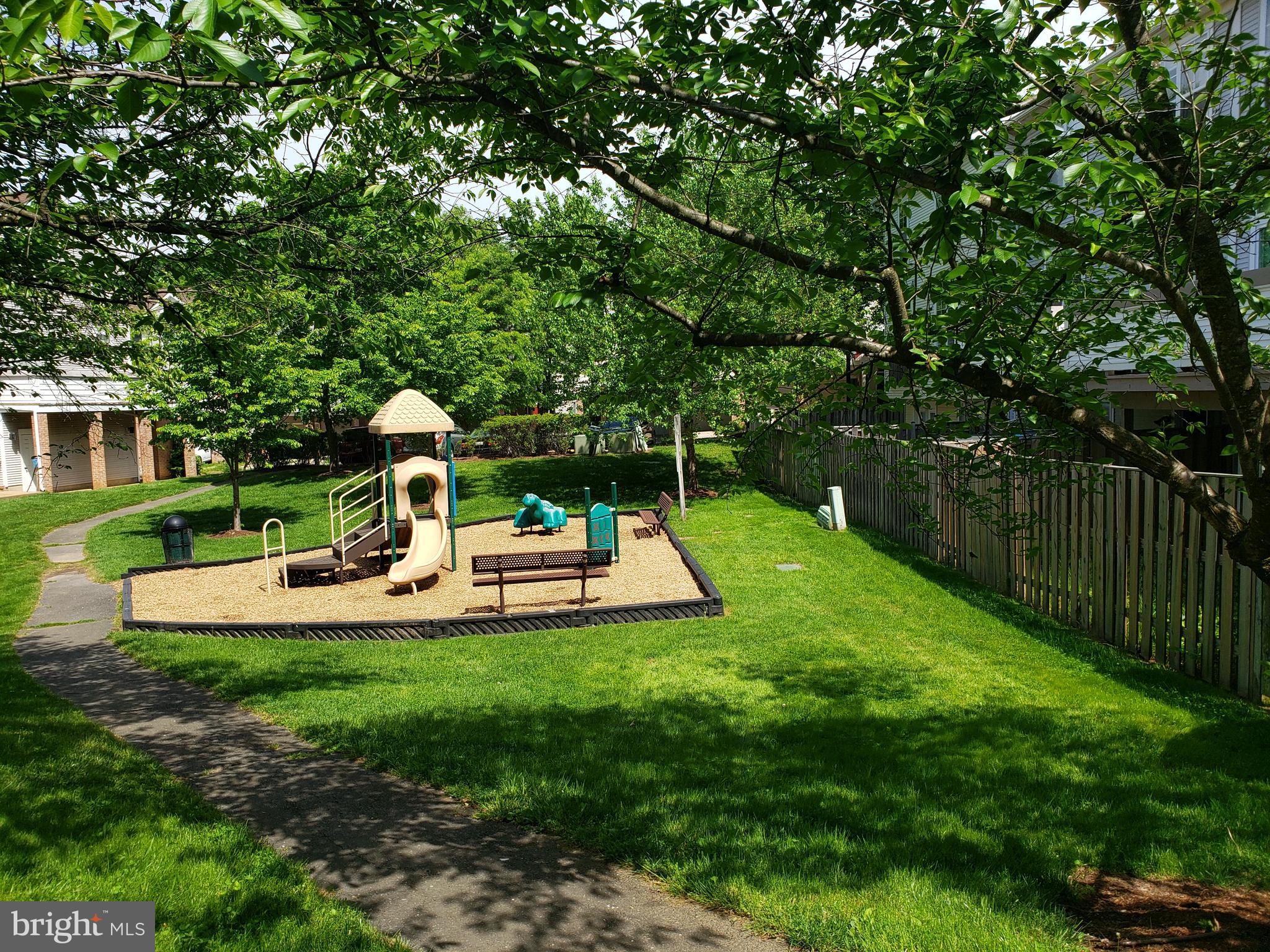 ODEND HAL - Residential Lease