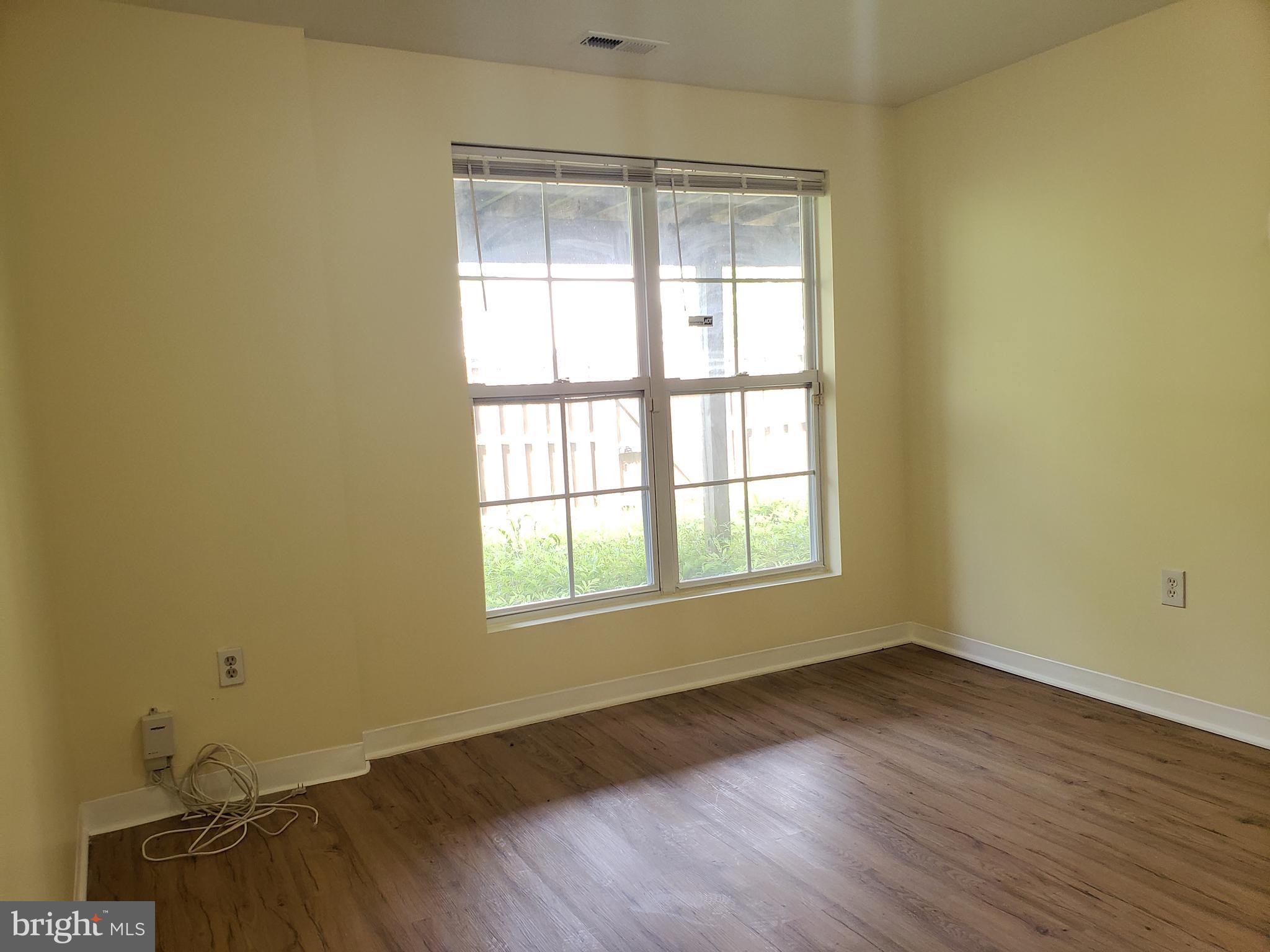 ODEND HAL - Residential Lease