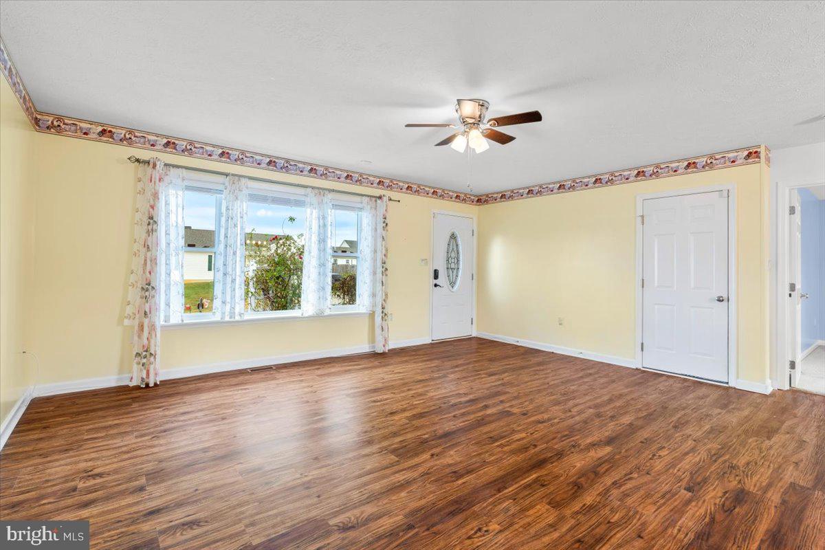 SPRING HILL - Residential Lease