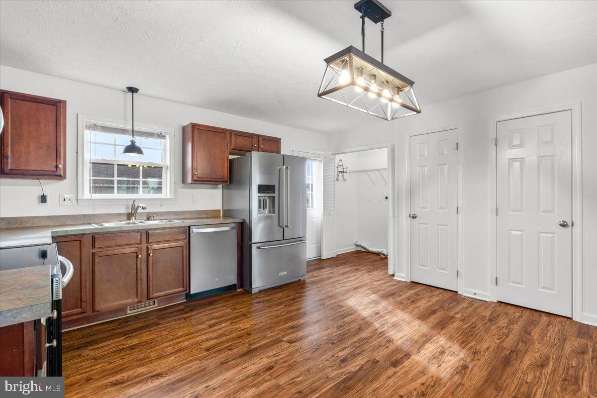 SPRING HILL - Residential Lease