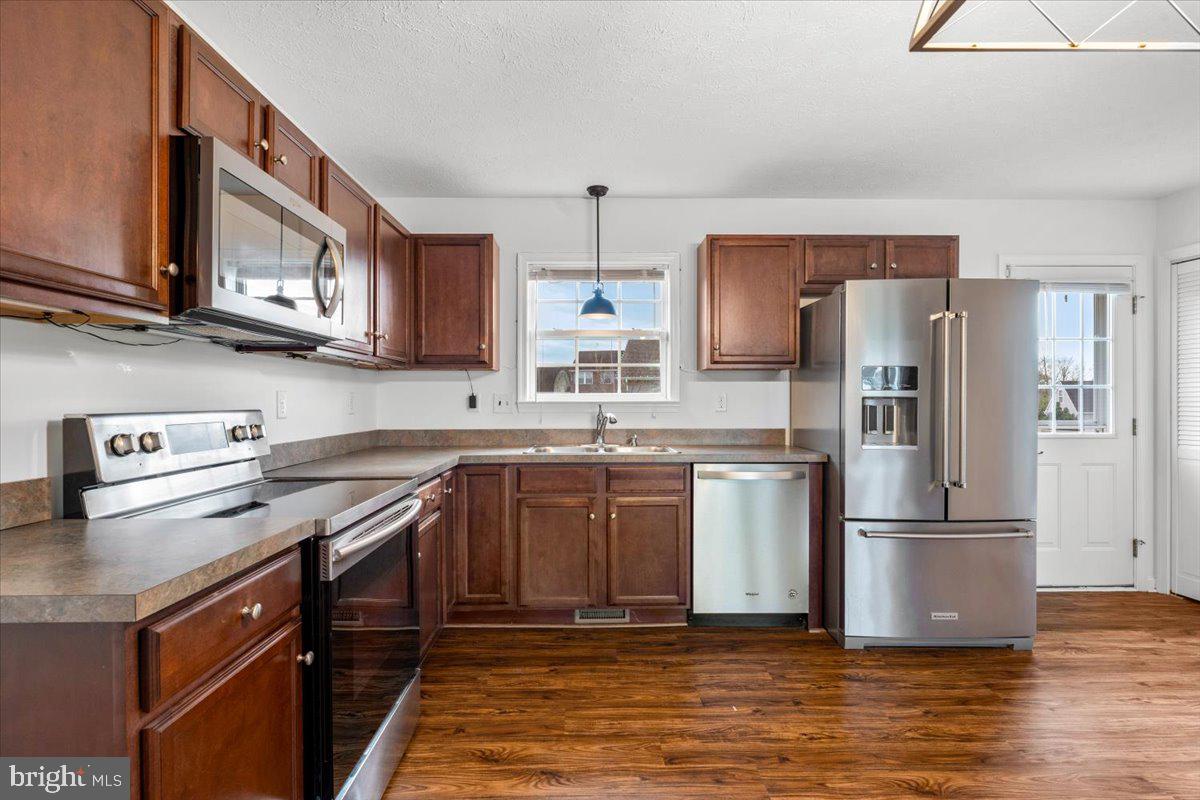 SPRING HILL - Residential Lease