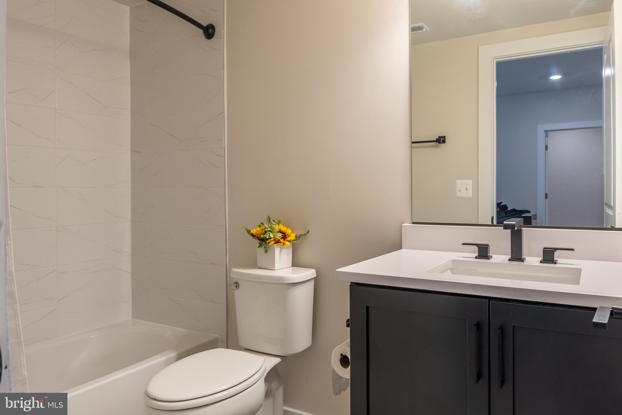 402 MEADOW CREEK DRIVE