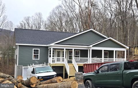 Homes For Sale - Fern Court<br/> Warren County, FRONT ROYAL, VA 22630