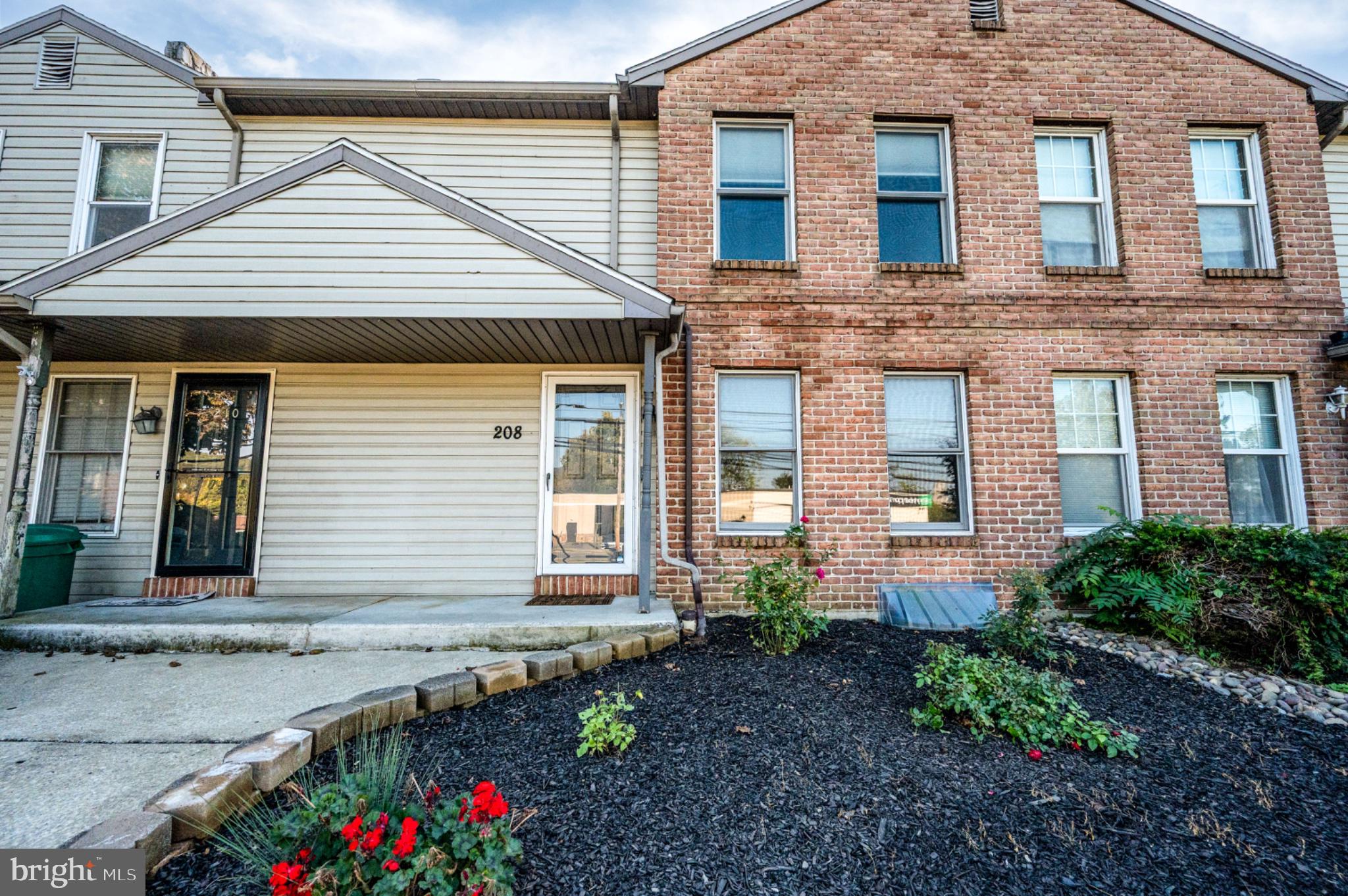 208 MORGANTOWN ROAD
