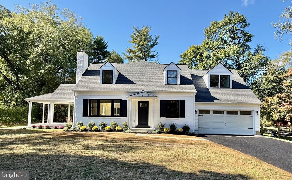 Photo of 904 Sylvania Lane, WEST CHESTER, PA 19380 (MLS # PACT2110860)