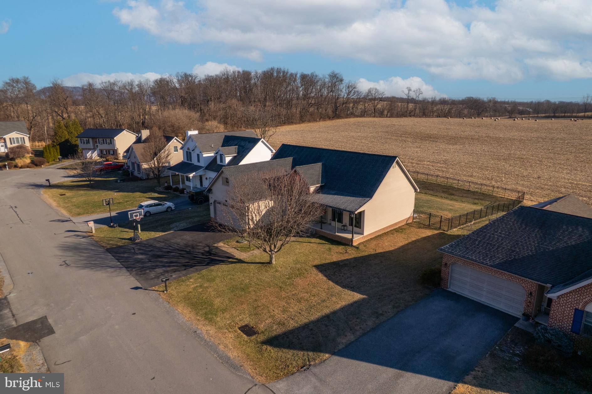 CARMACK COURT - Residential