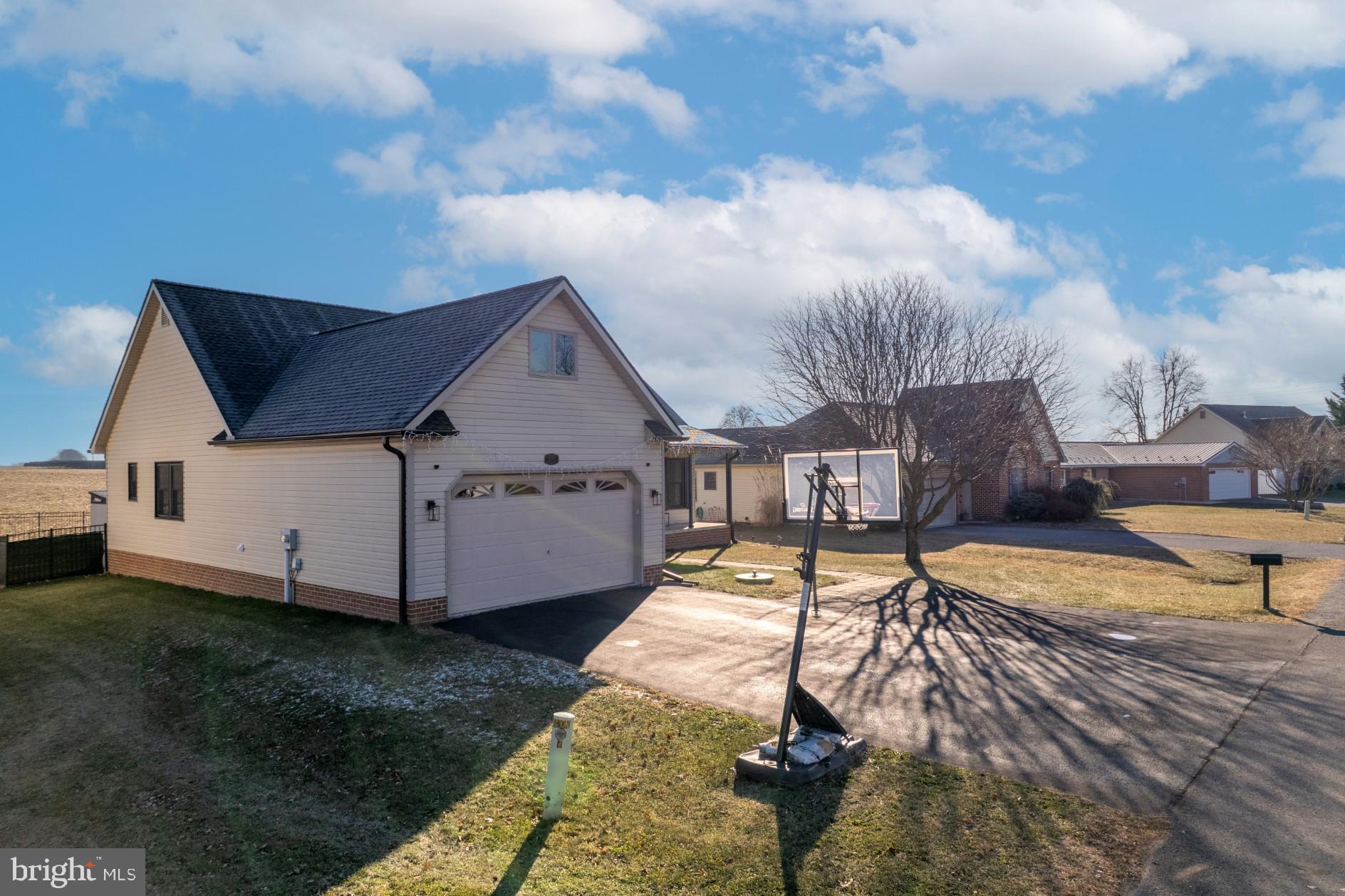 CARMACK COURT - Residential