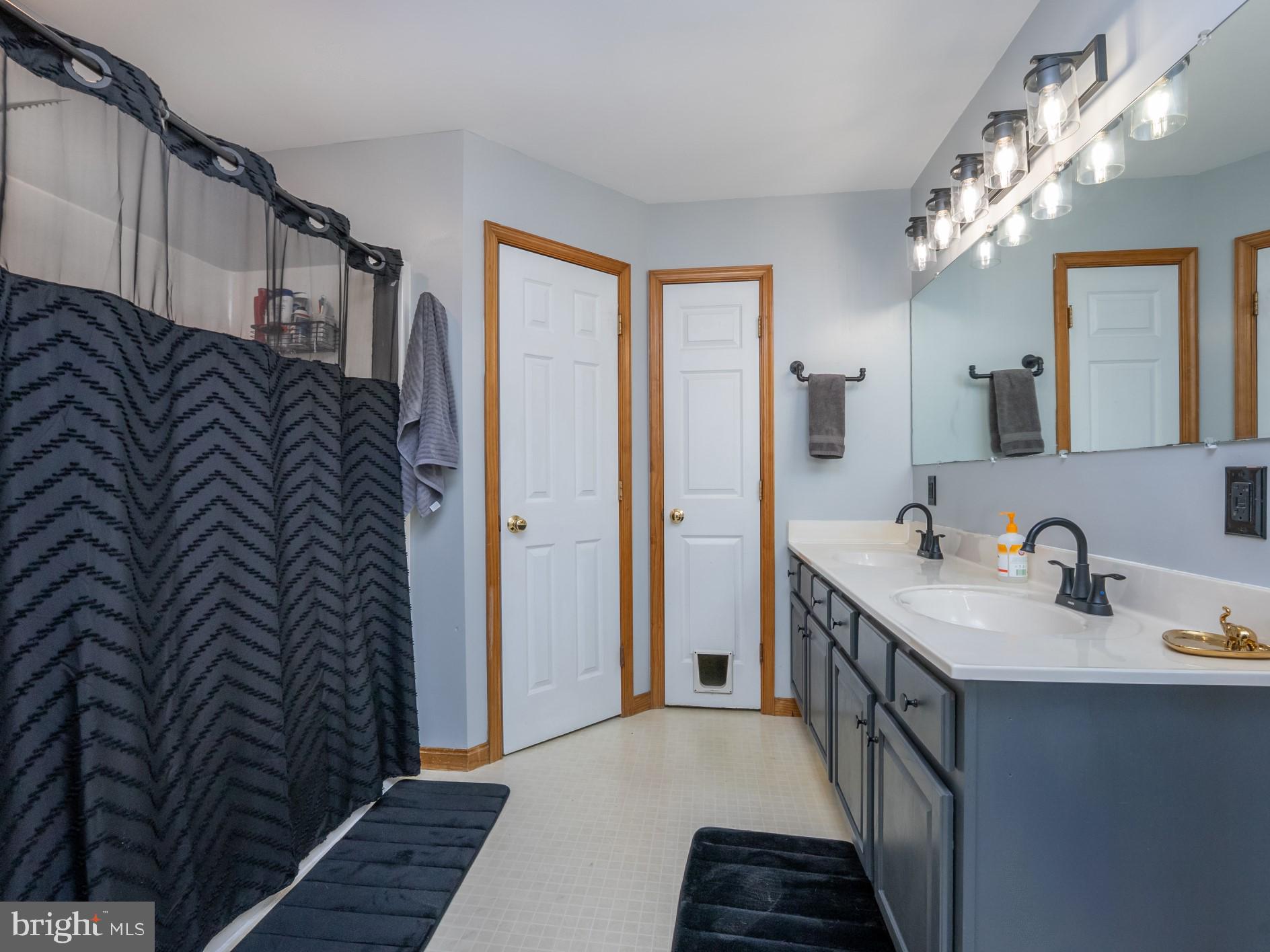 CARMACK COURT - Residential