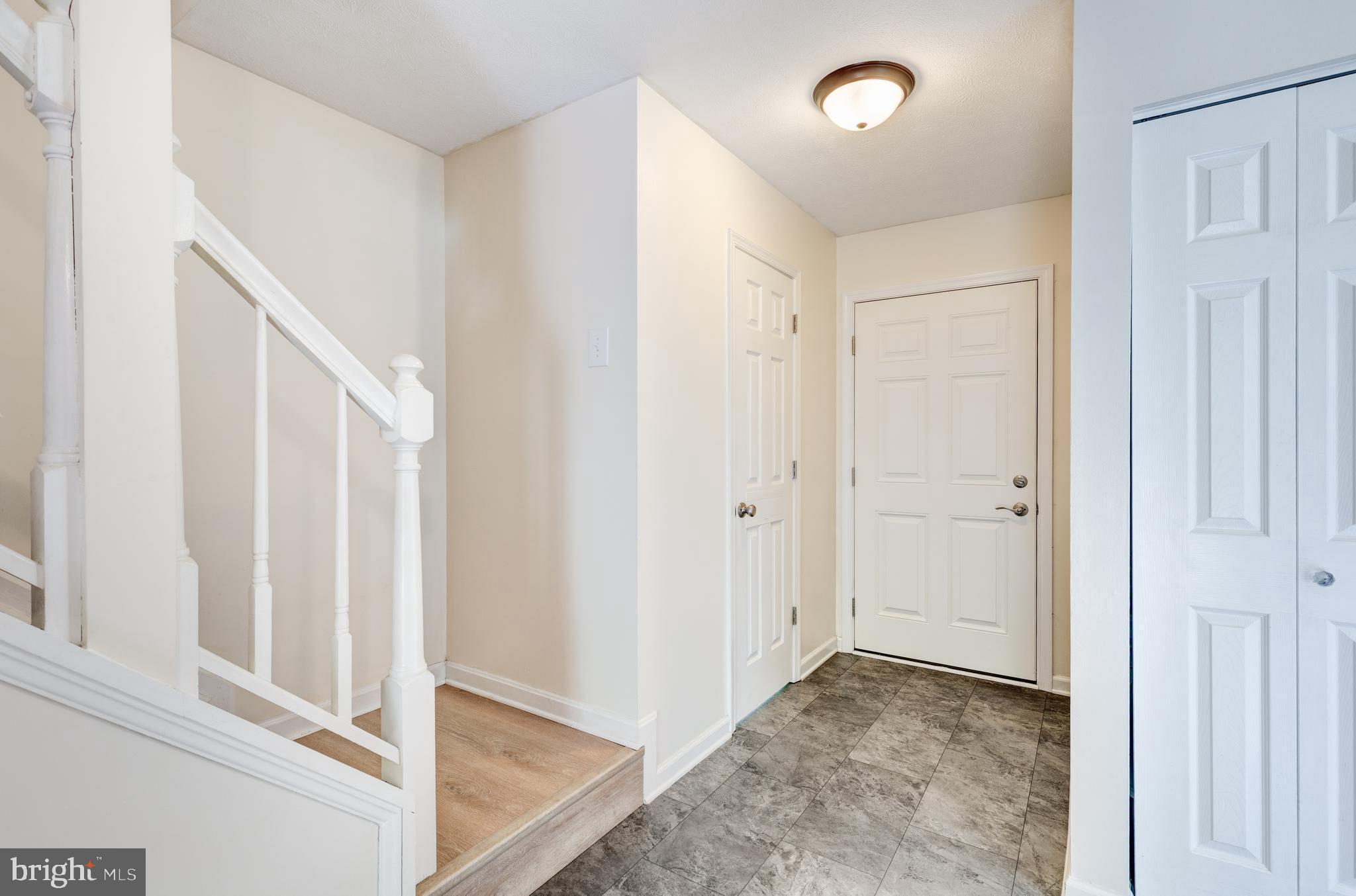 514 SOUTH HILLS COURT