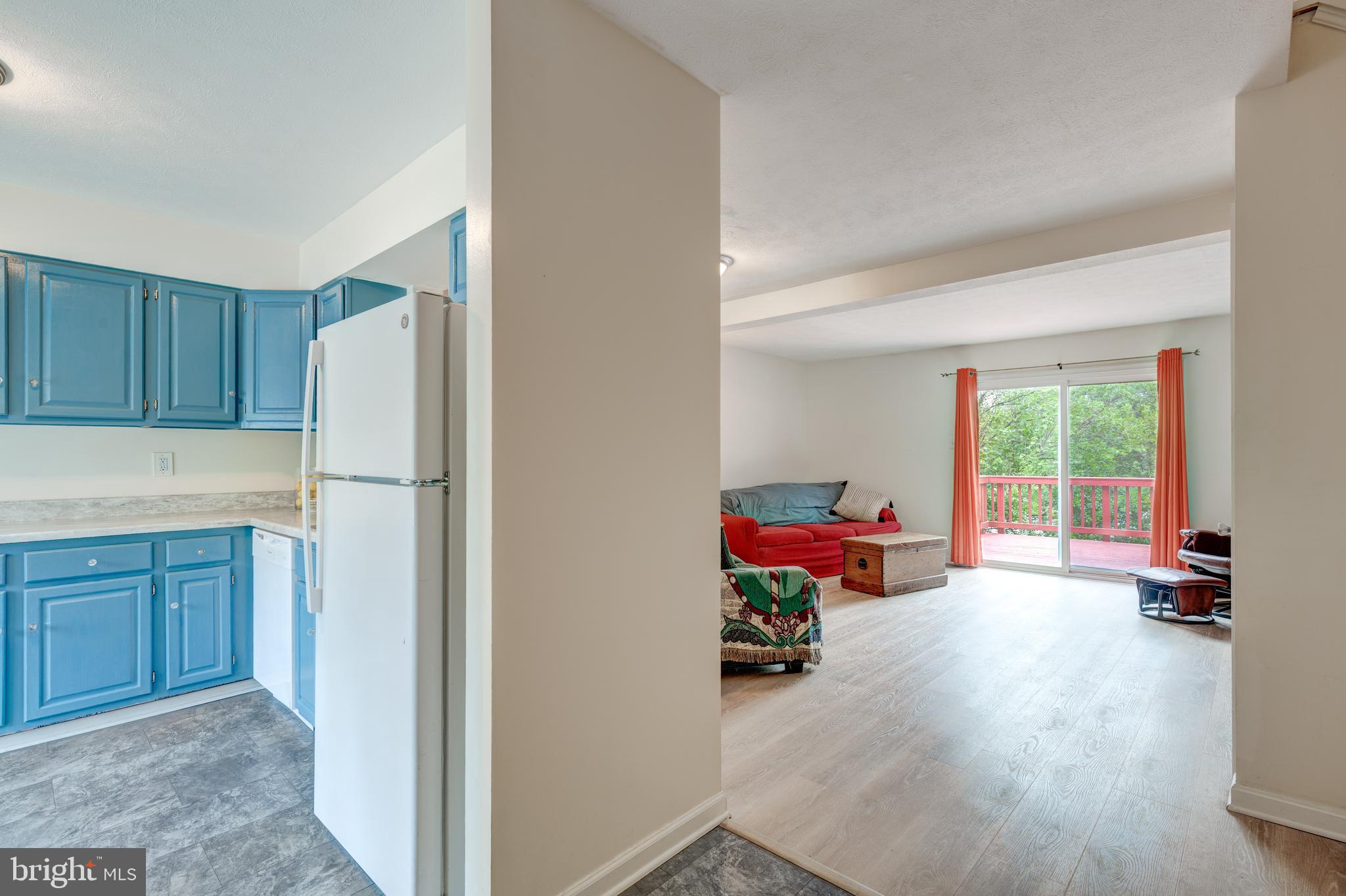 514 SOUTH HILLS COURT