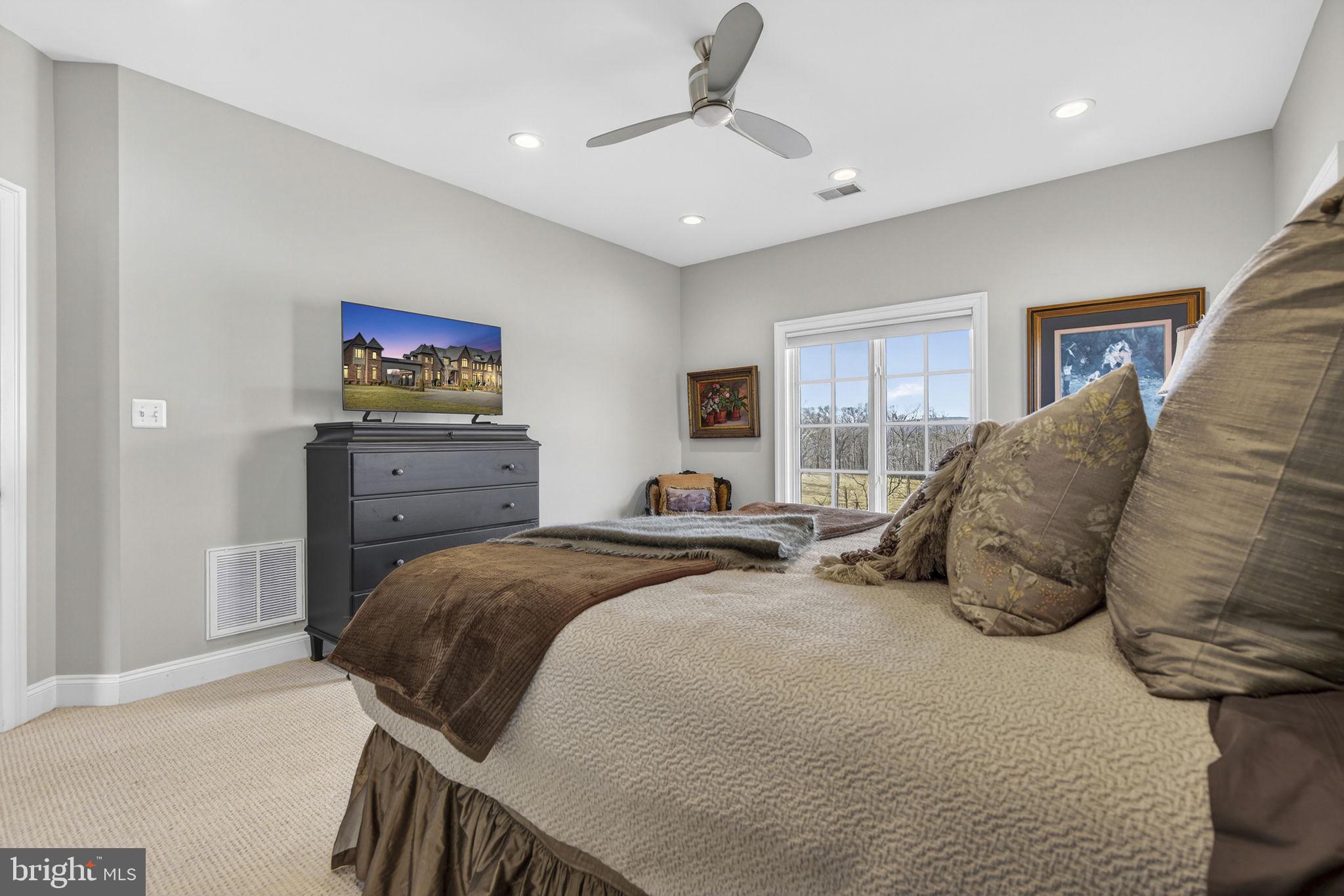 BEAVER CREEK FARM - Residential