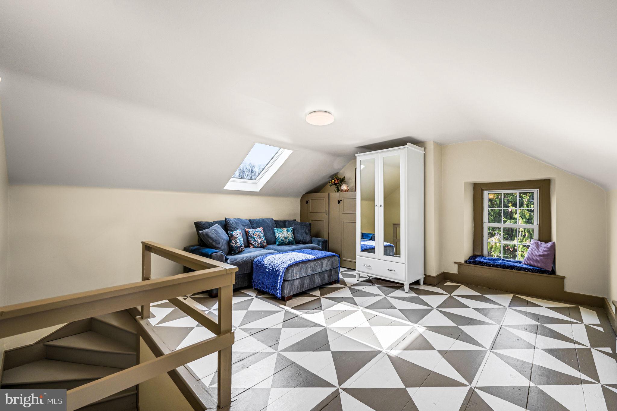 COVENTRY POINTE - Residential