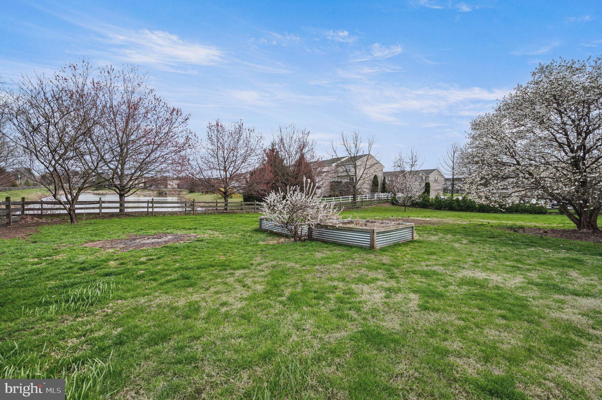 COVENTRY POINTE - Residential