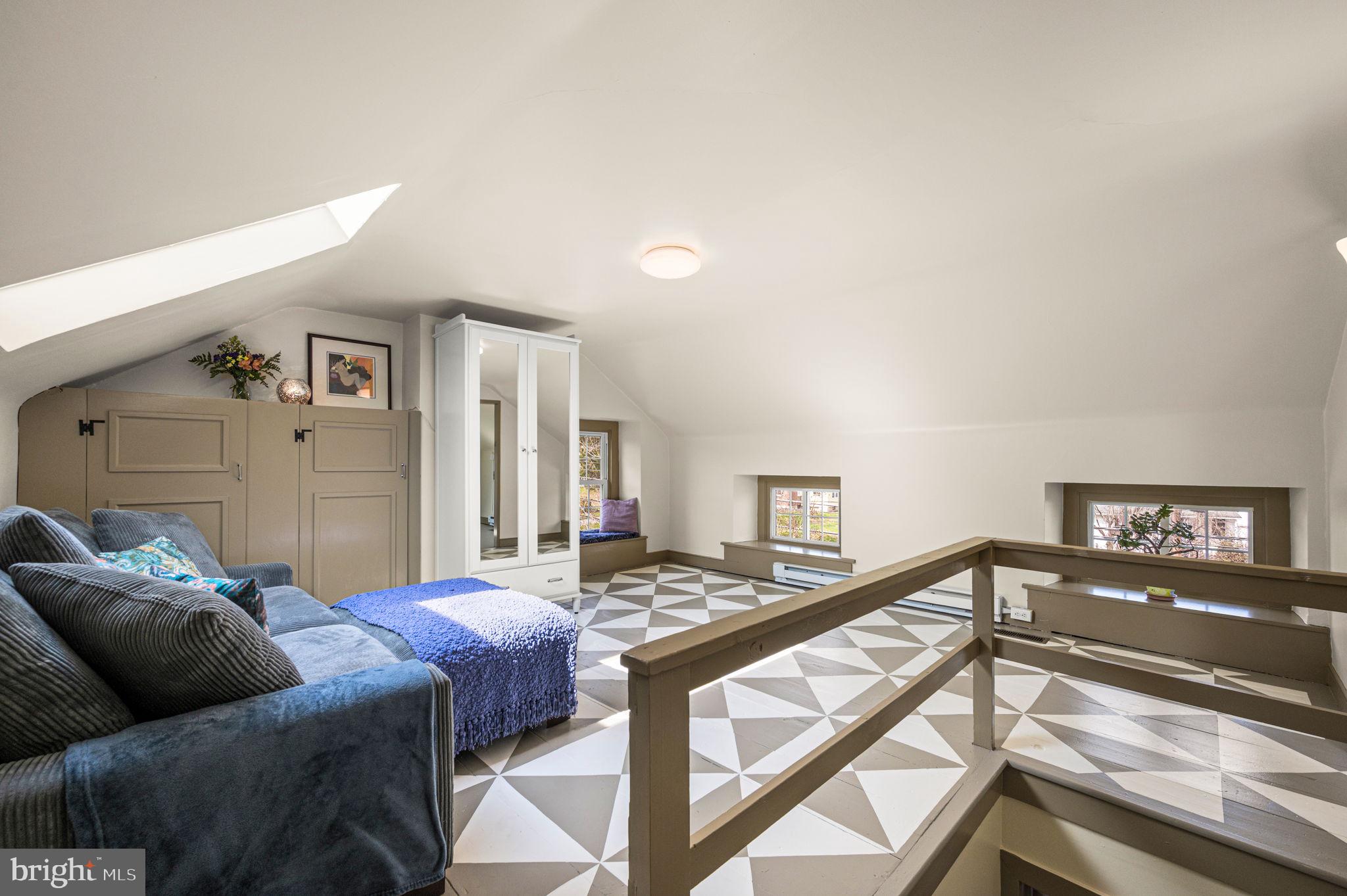 COVENTRY POINTE - Residential