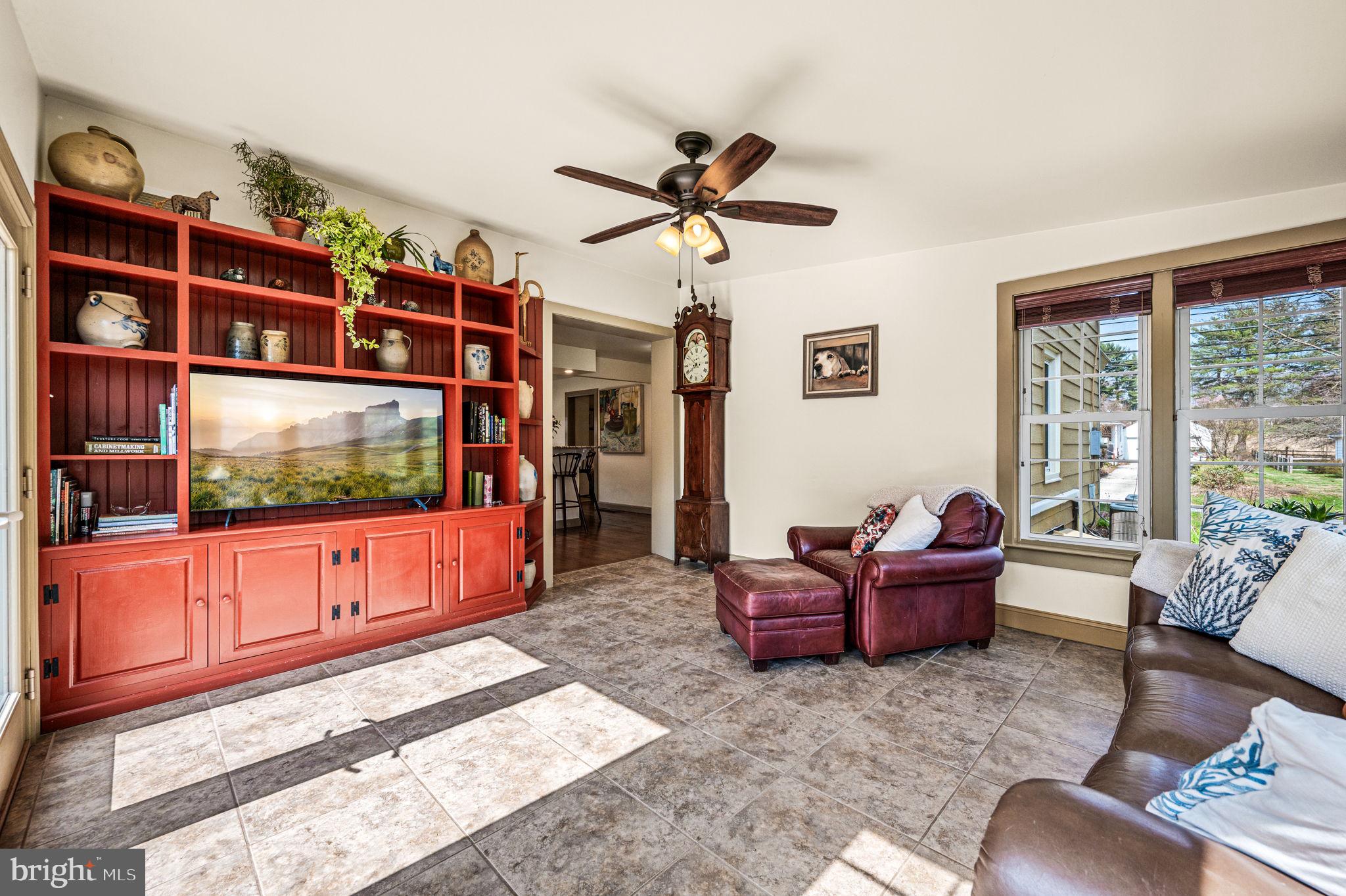 COVENTRY POINTE - Residential