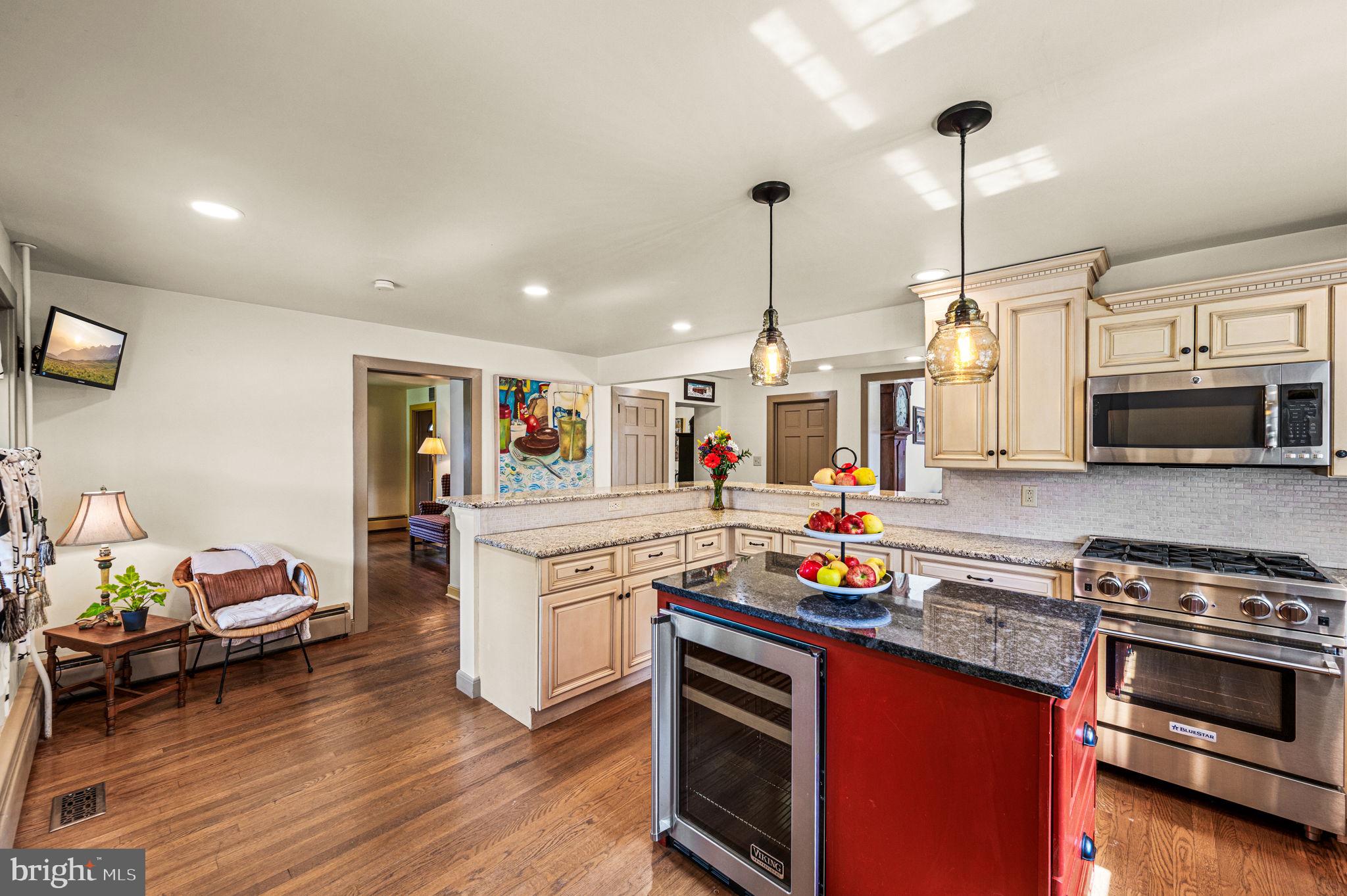 COVENTRY POINTE - Residential