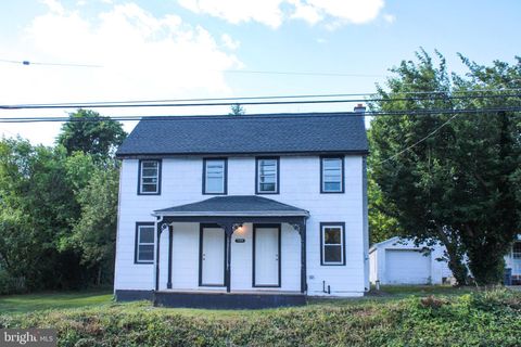 1360 E MAIN STREET DOUGLASSVILLE PA 19518