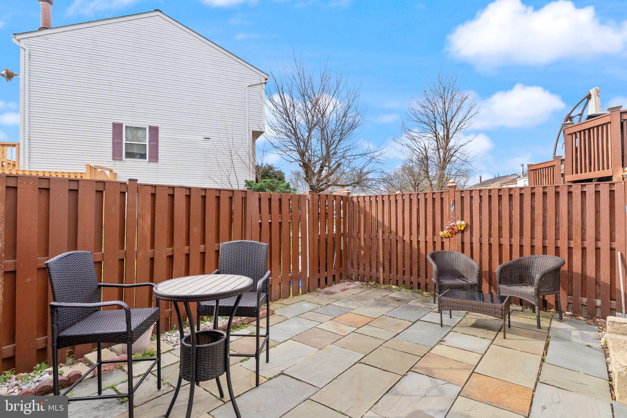 POHICK VILLAGE - Residential