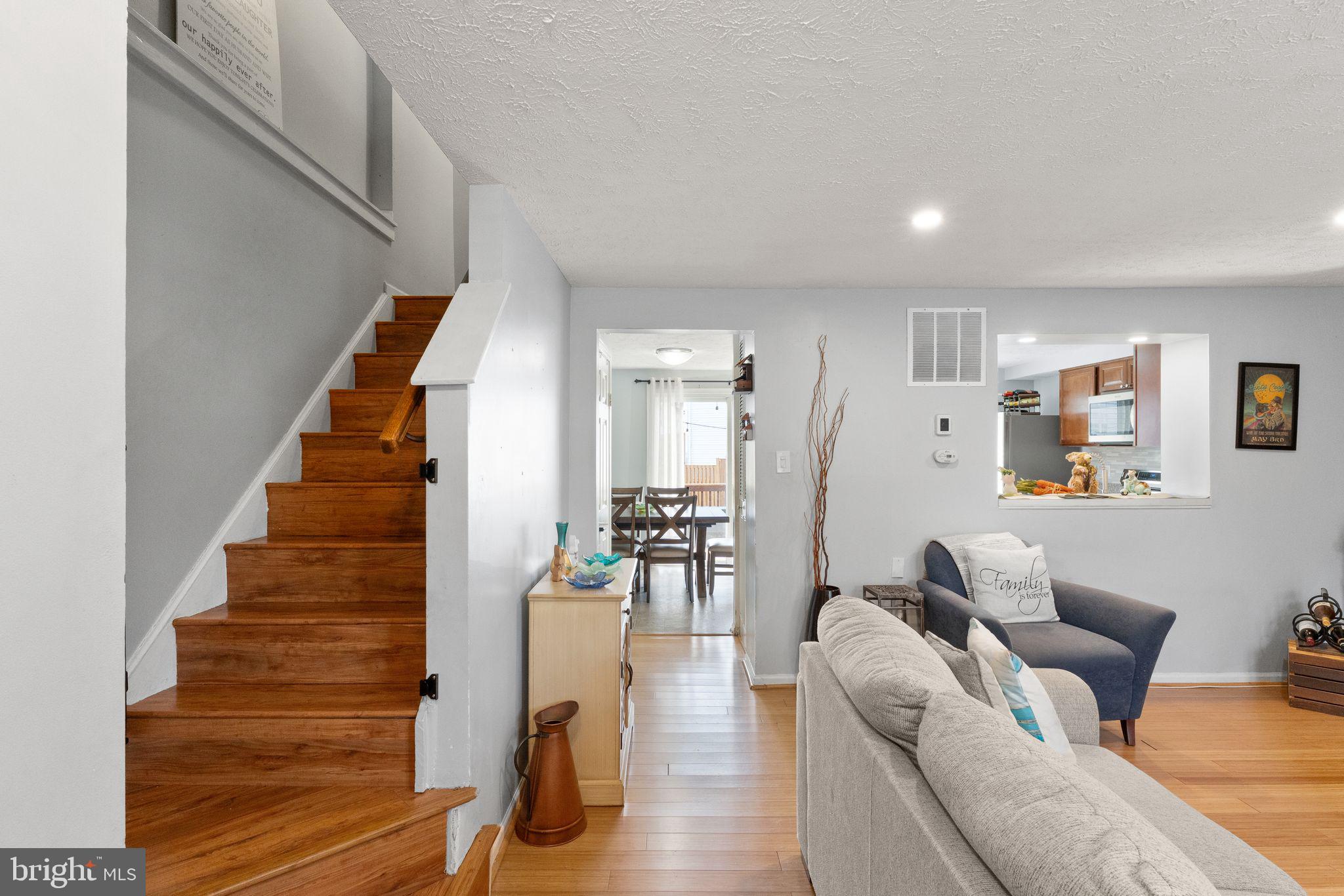 POHICK VILLAGE - Residential