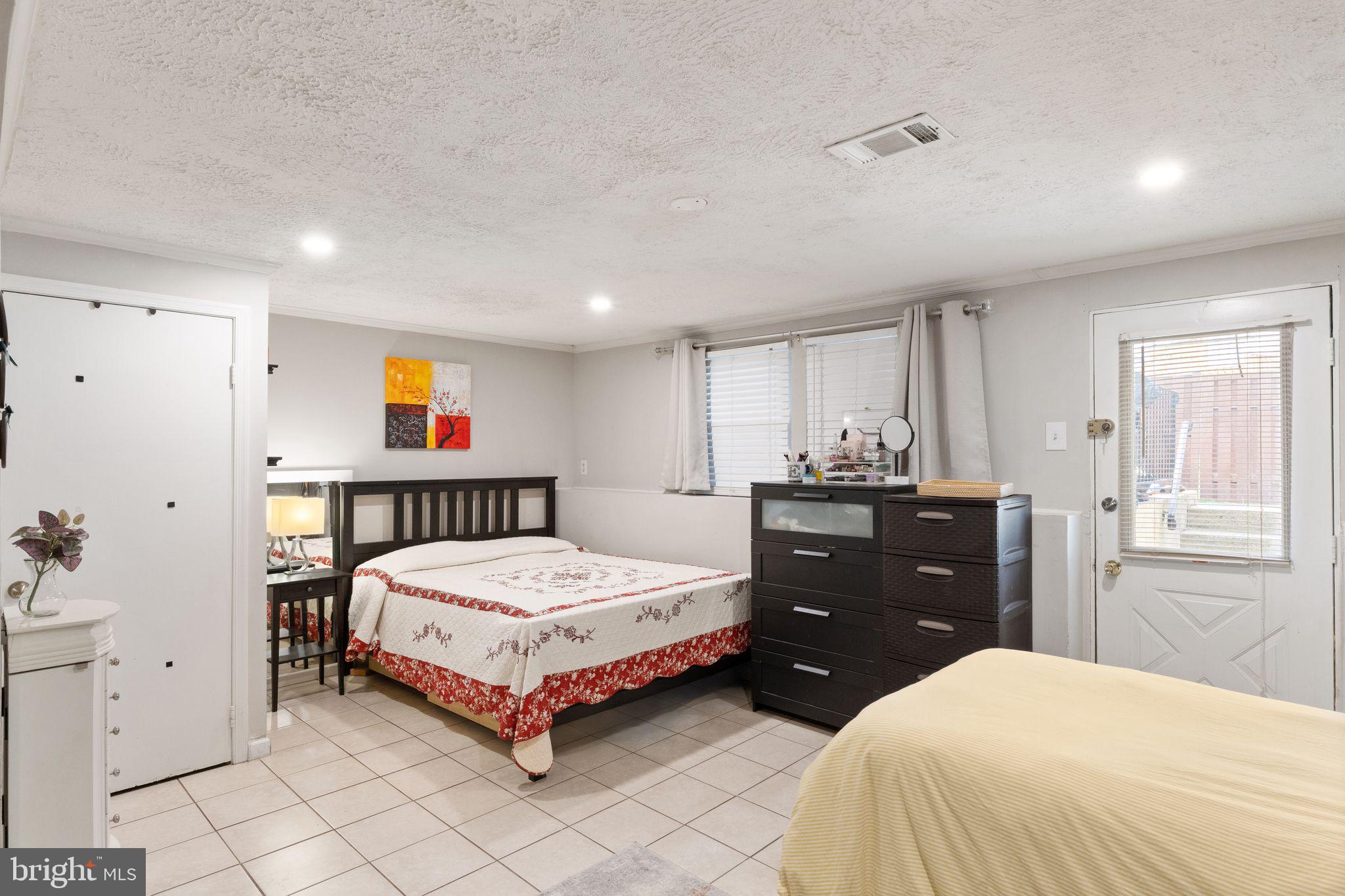 POHICK VILLAGE - Residential