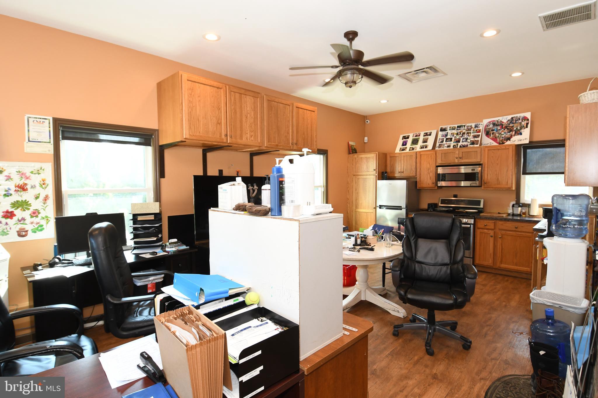 45 CIRCLE DRIVE