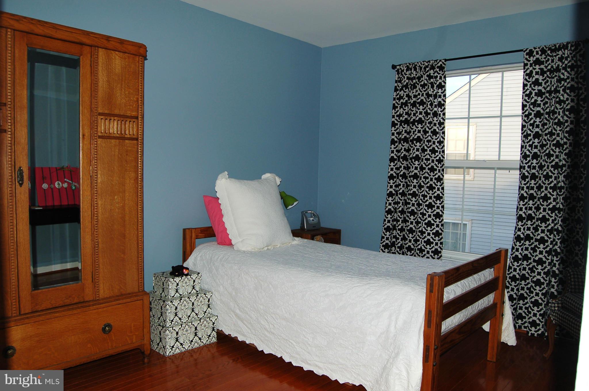 WELLINGTON/CLOVERHILL - Residential