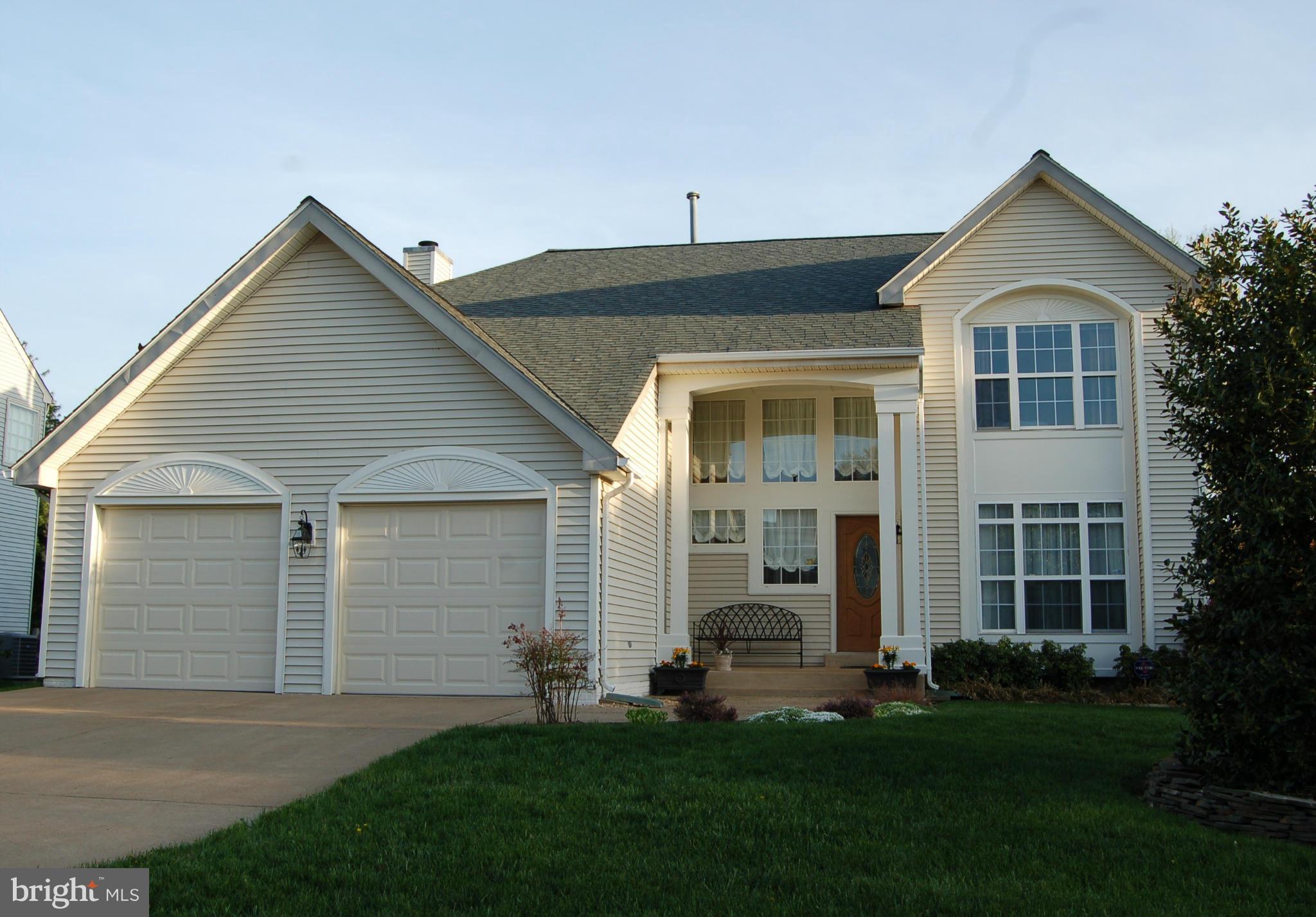 WELLINGTON/CLOVERHILL - Residential