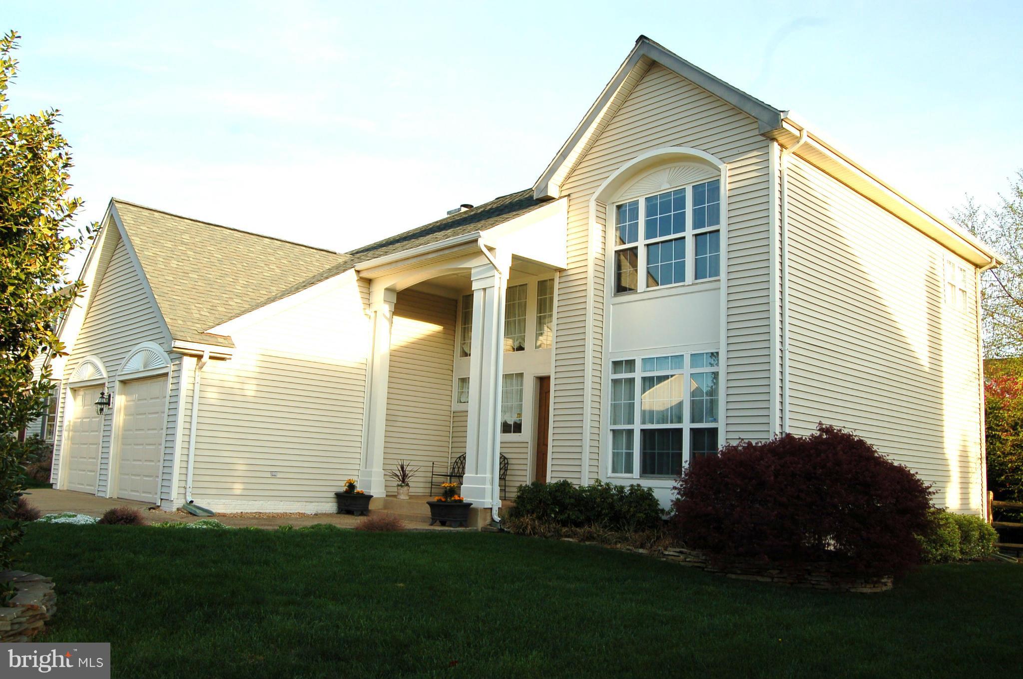 WELLINGTON/CLOVERHILL - Residential