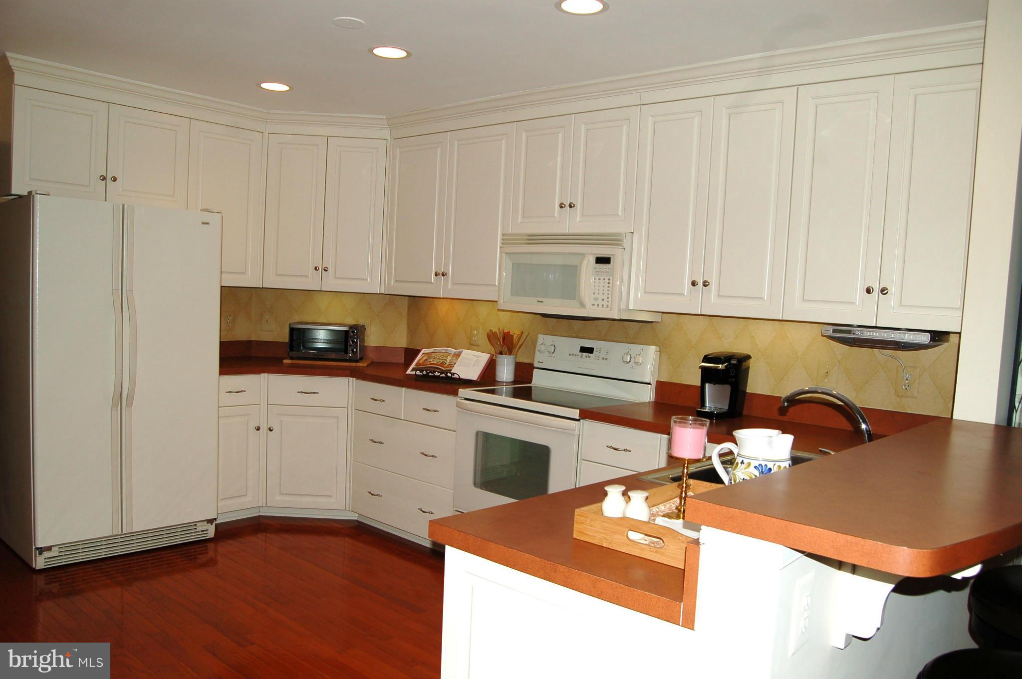 WELLINGTON/CLOVERHILL - Residential