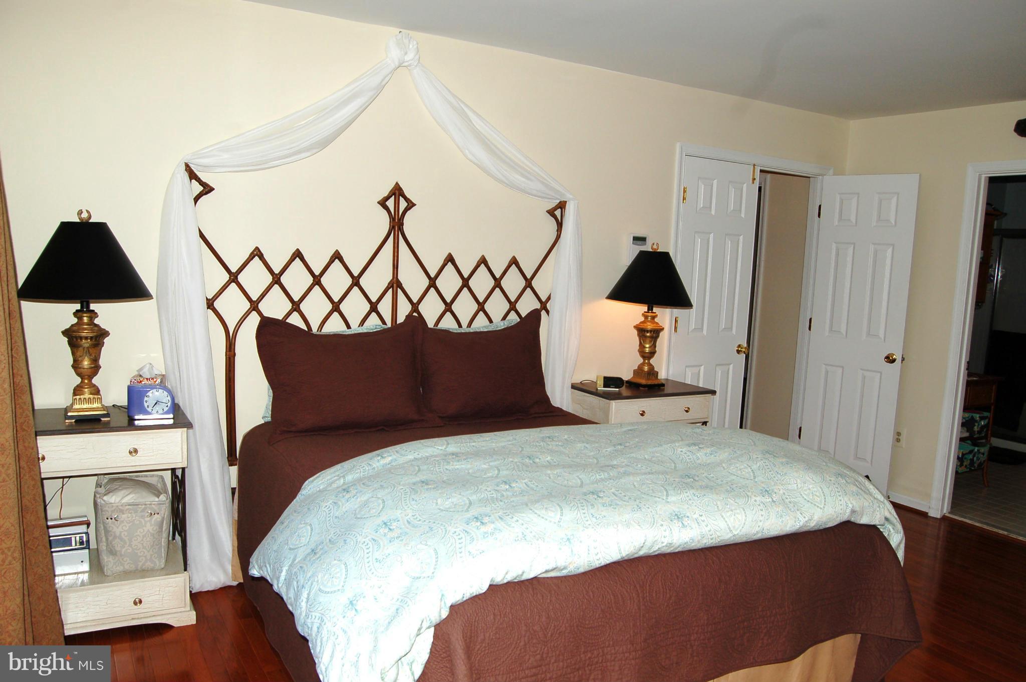 WELLINGTON/CLOVERHILL - Residential