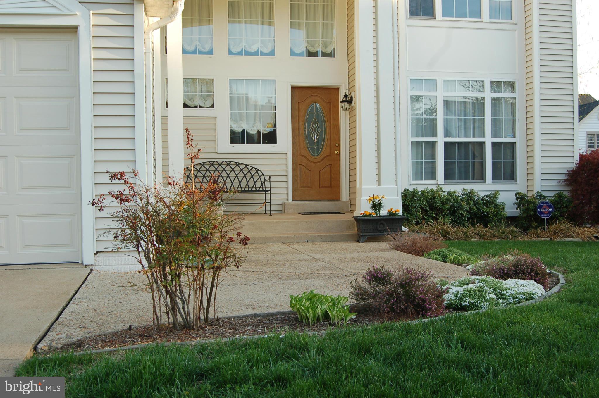 WELLINGTON/CLOVERHILL - Residential