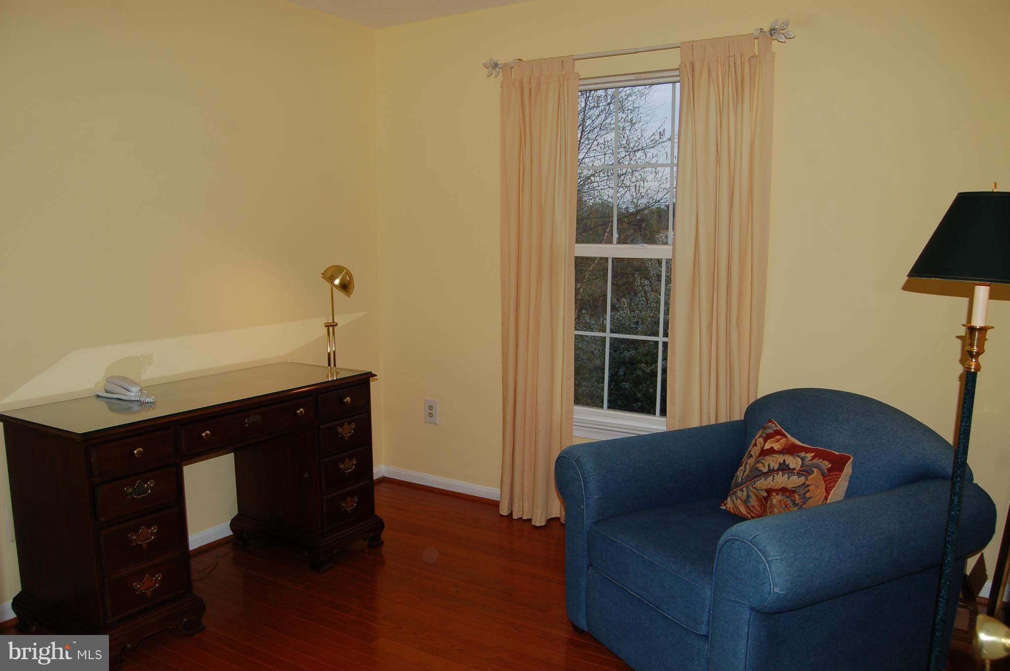 WELLINGTON/CLOVERHILL - Residential