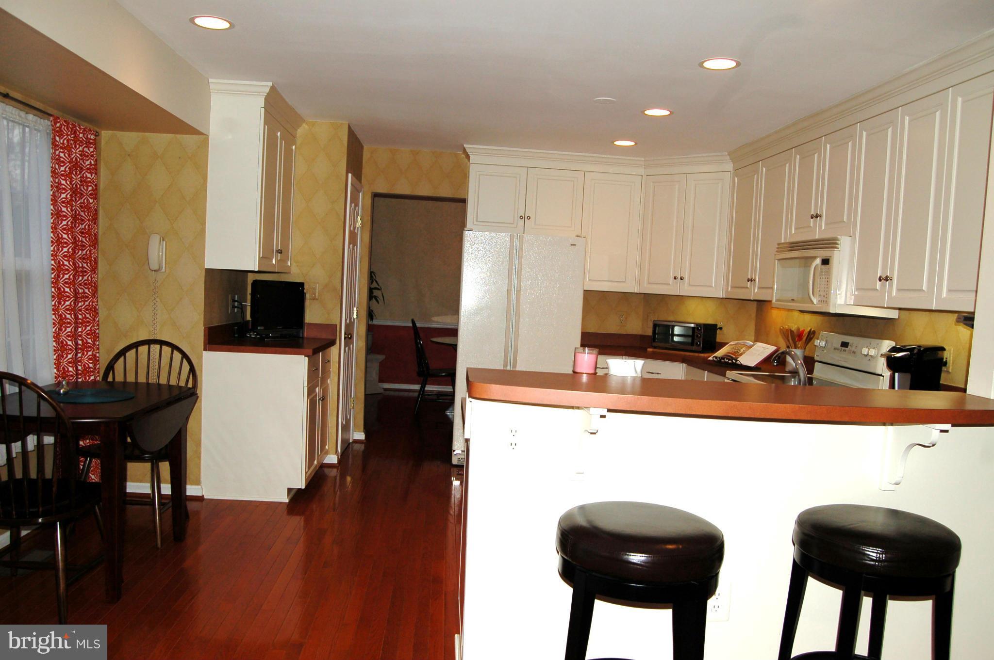 WELLINGTON/CLOVERHILL - Residential