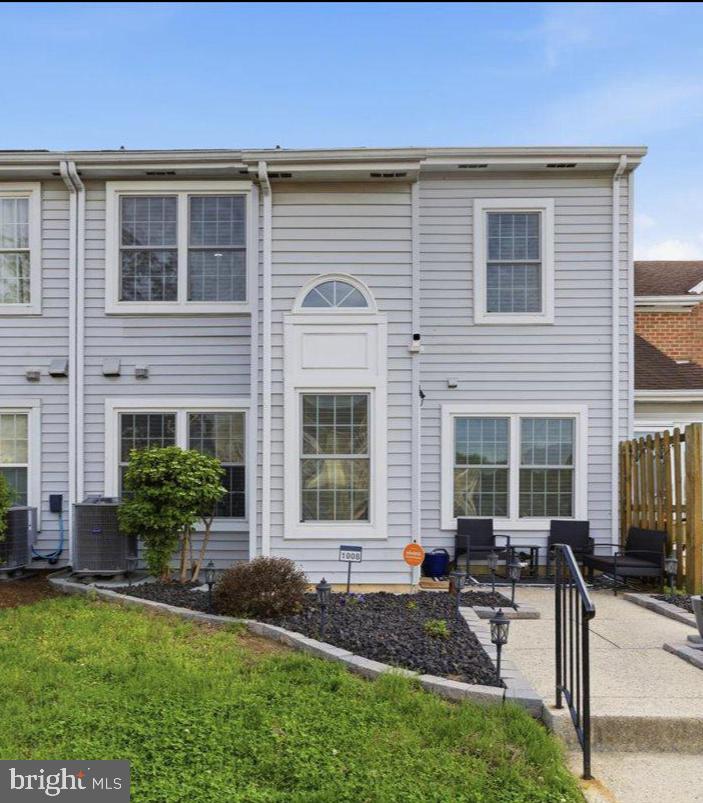 1008 SPRING VALLEY COURT