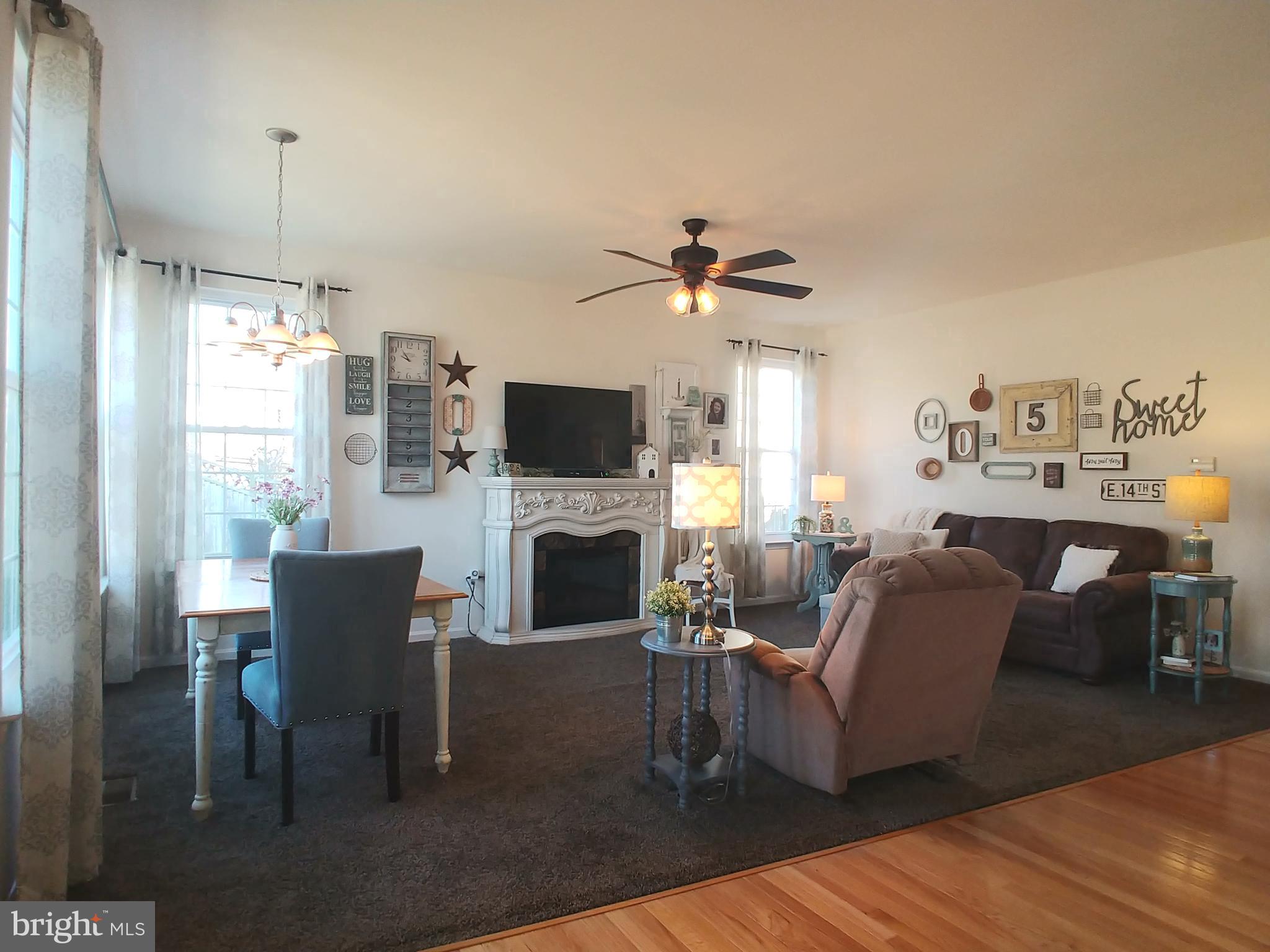 ASPEN WOODS - Residential