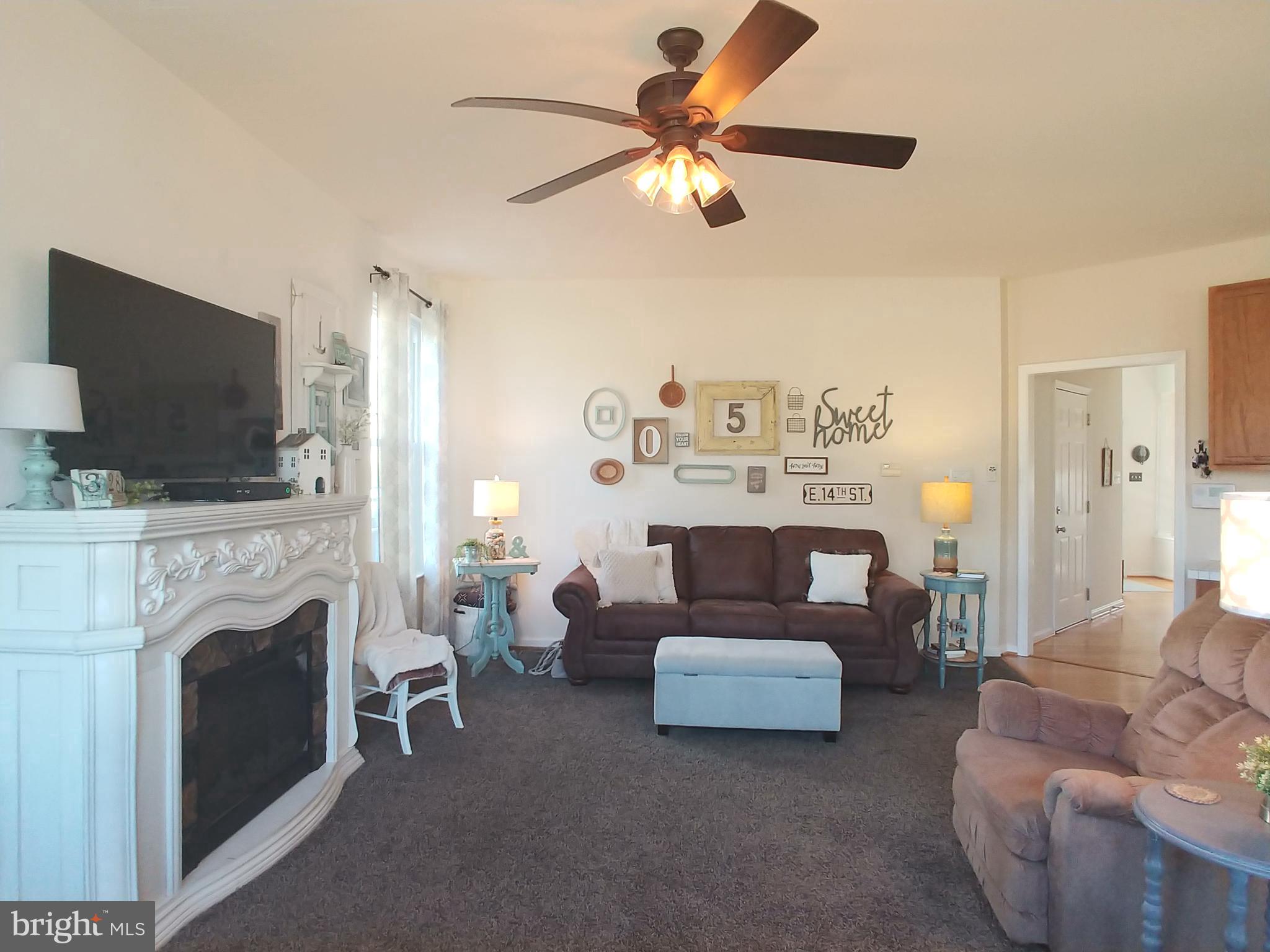 ASPEN WOODS - Residential