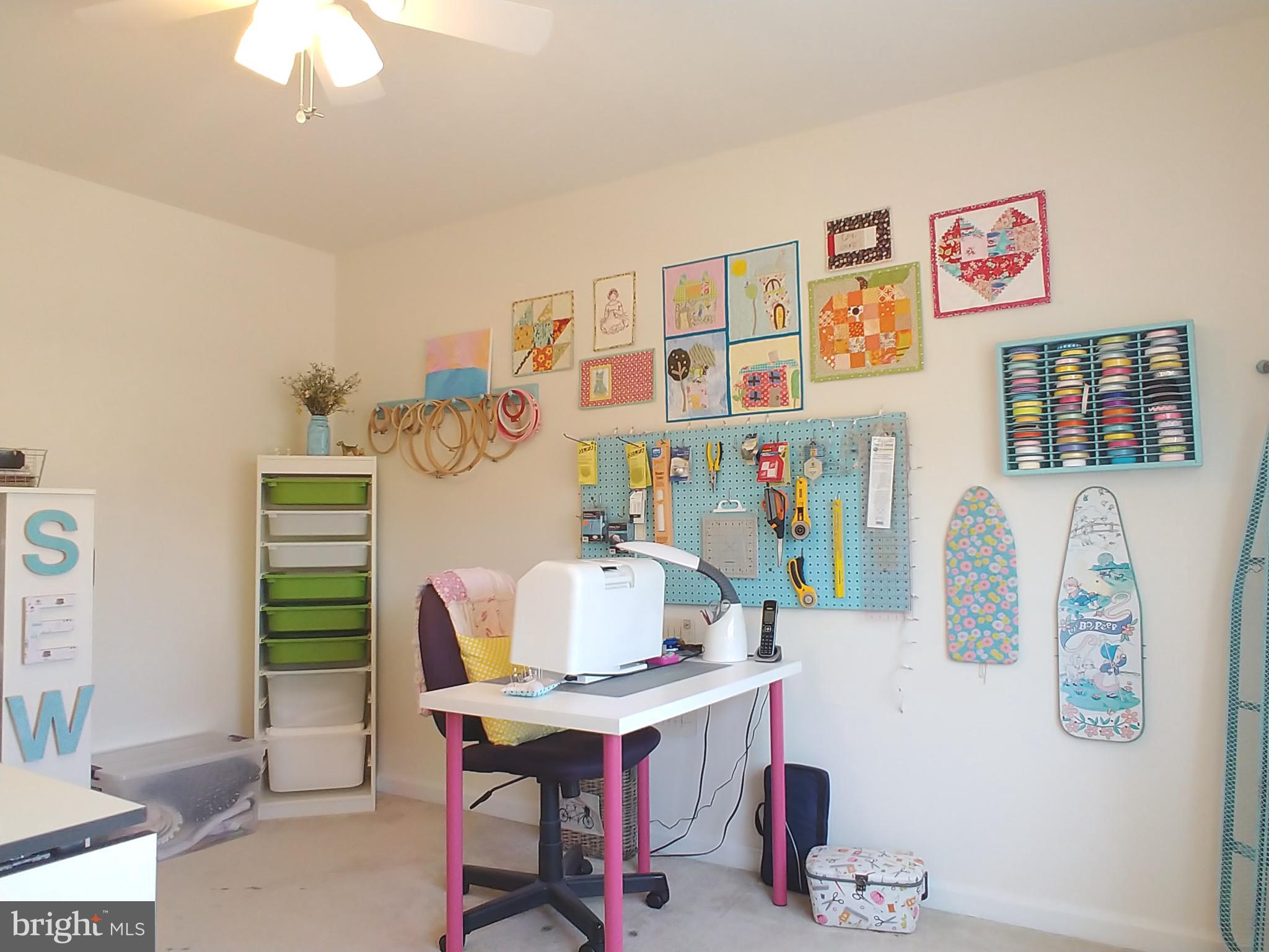 ASPEN WOODS - Residential