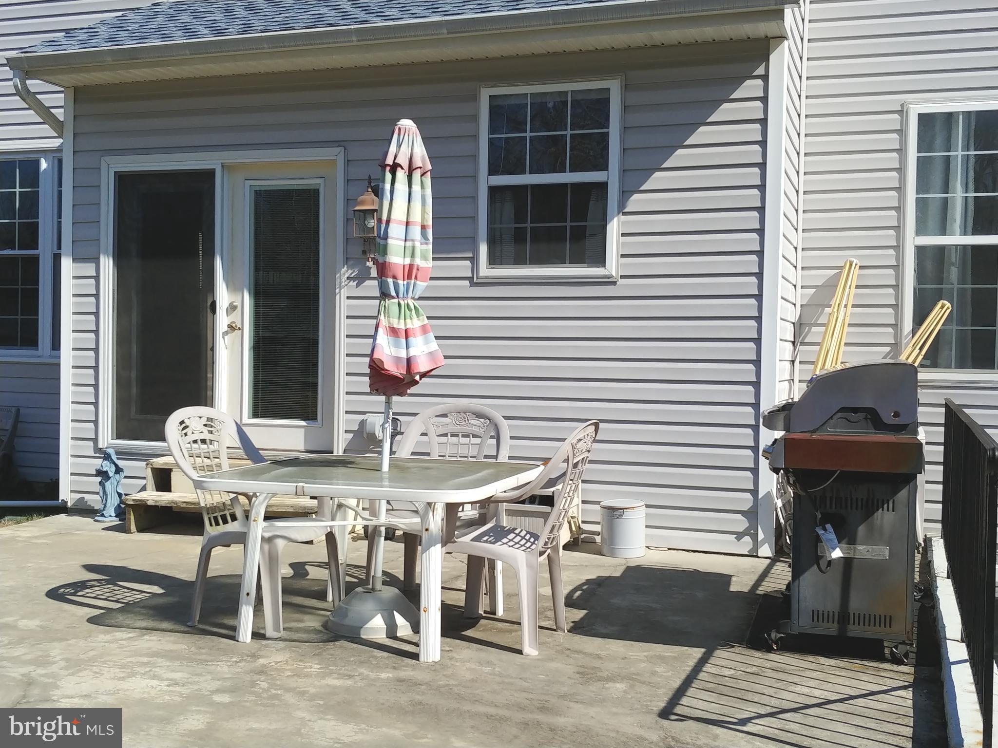 ASPEN WOODS - Residential