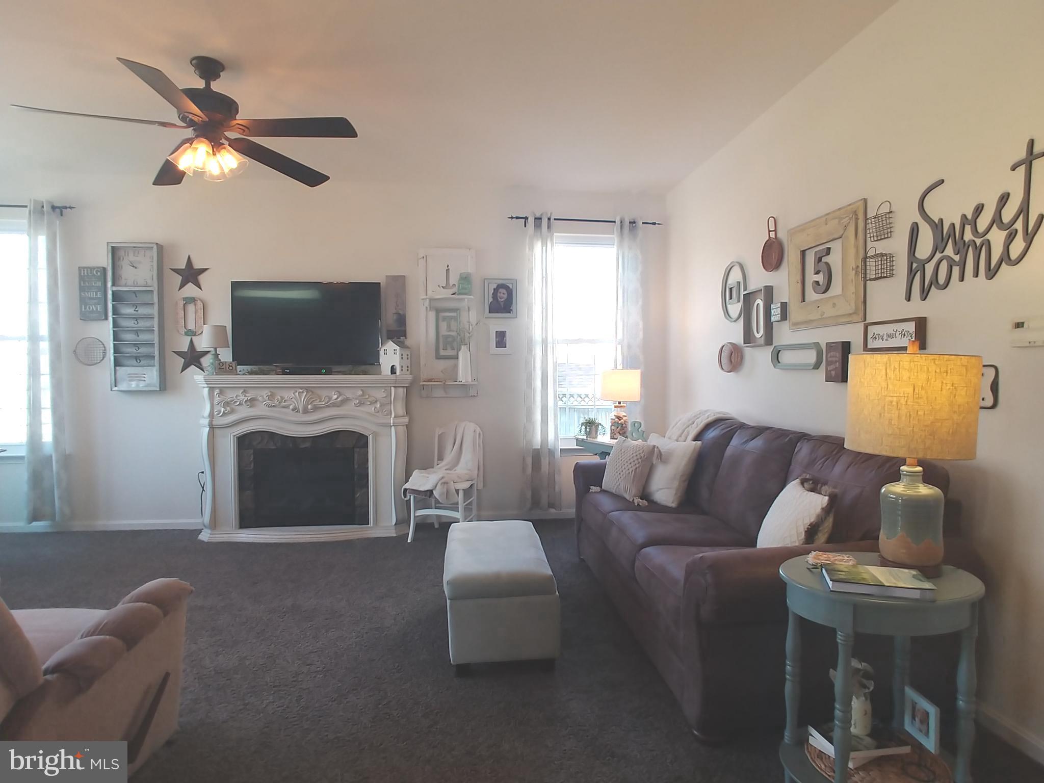 ASPEN WOODS - Residential