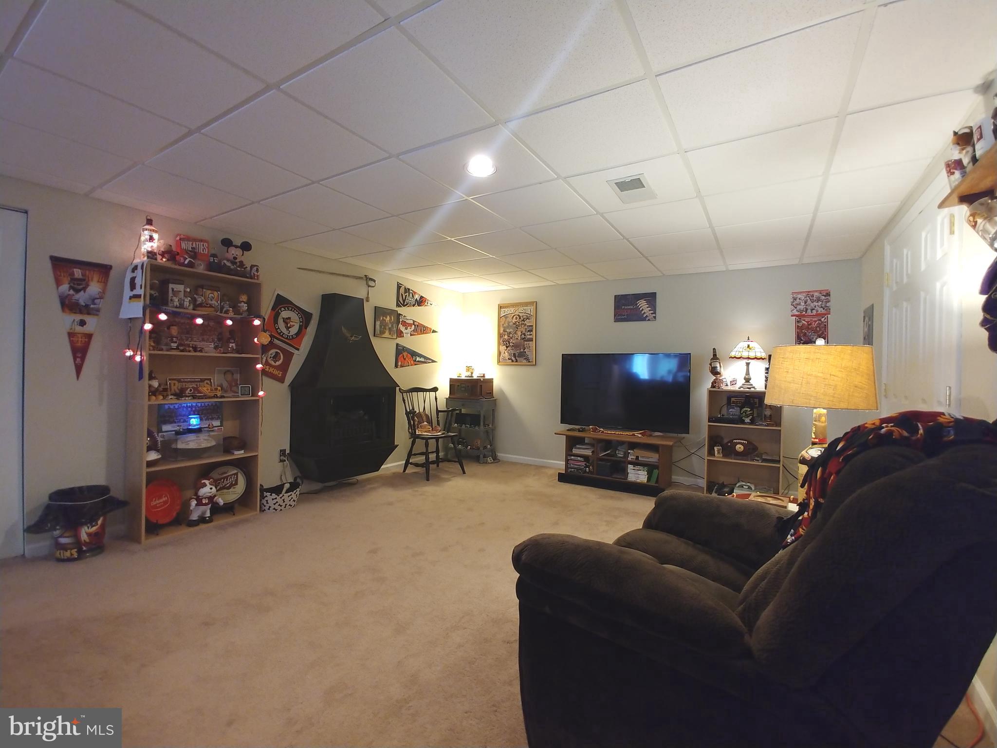 ASPEN WOODS - Residential