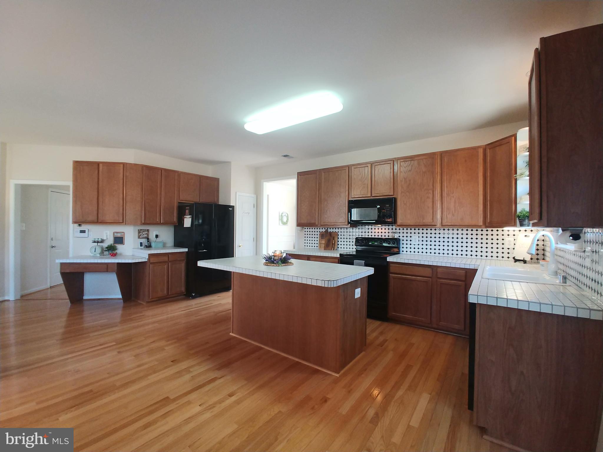 ASPEN WOODS - Residential